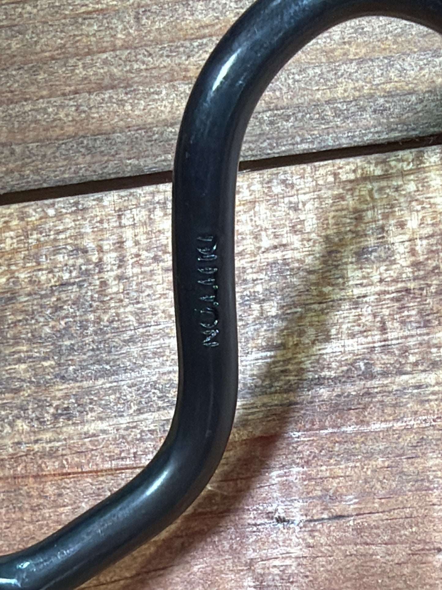 07-D2 Dutton Medium Solid Port