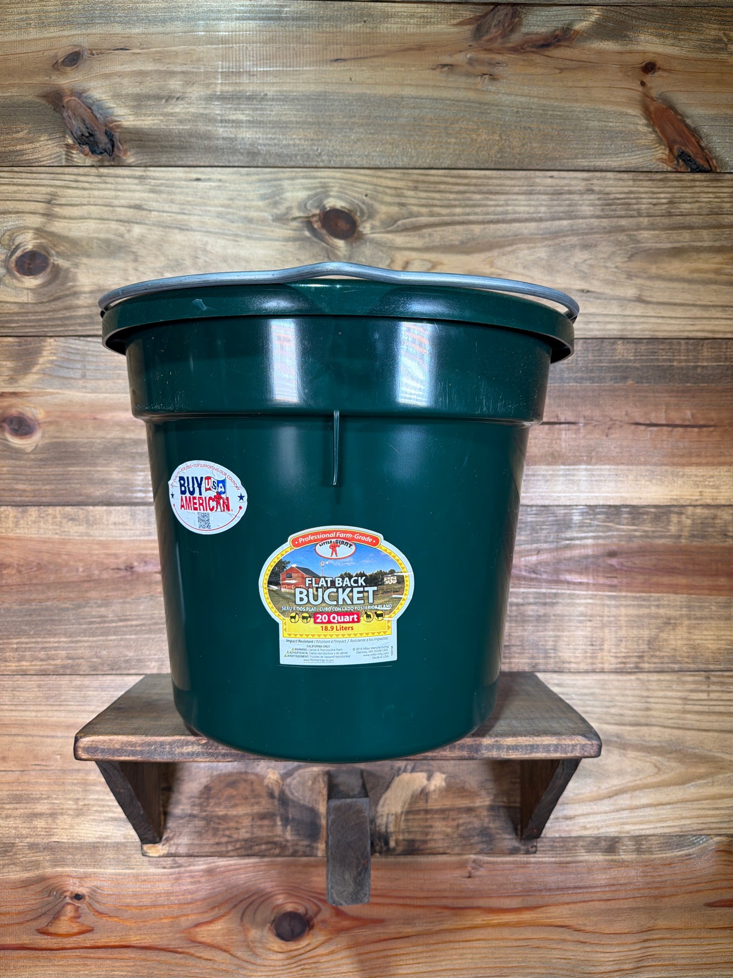 Water/Feed Bucket
