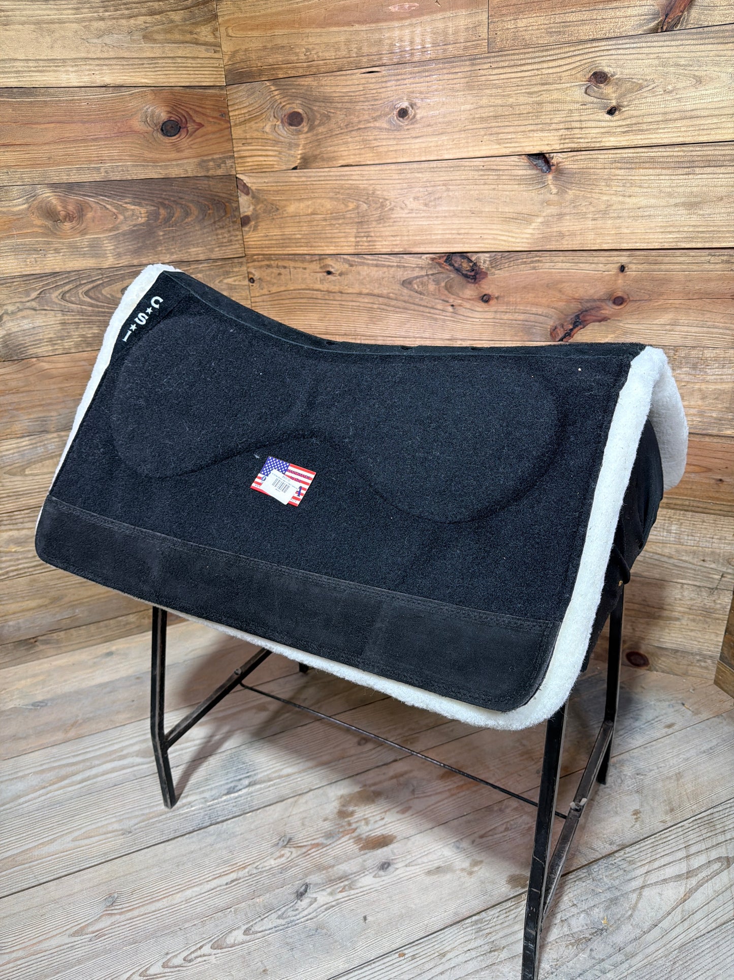 61 CSI Black Standard Western Cut Medium Saddle Pad