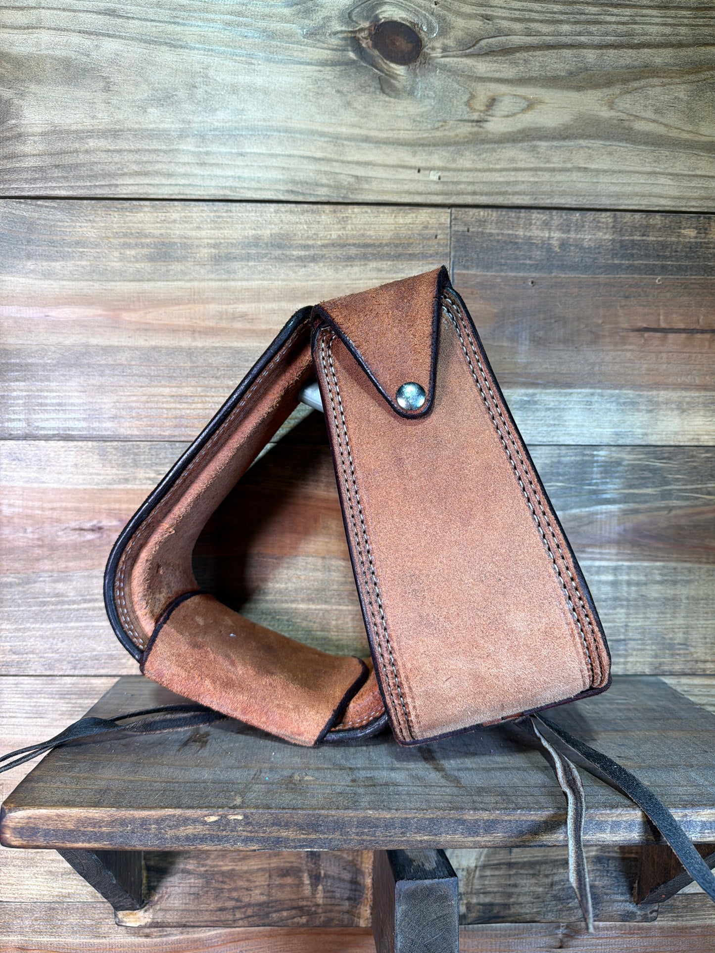 Overshoe Roughout Stirrups Natural