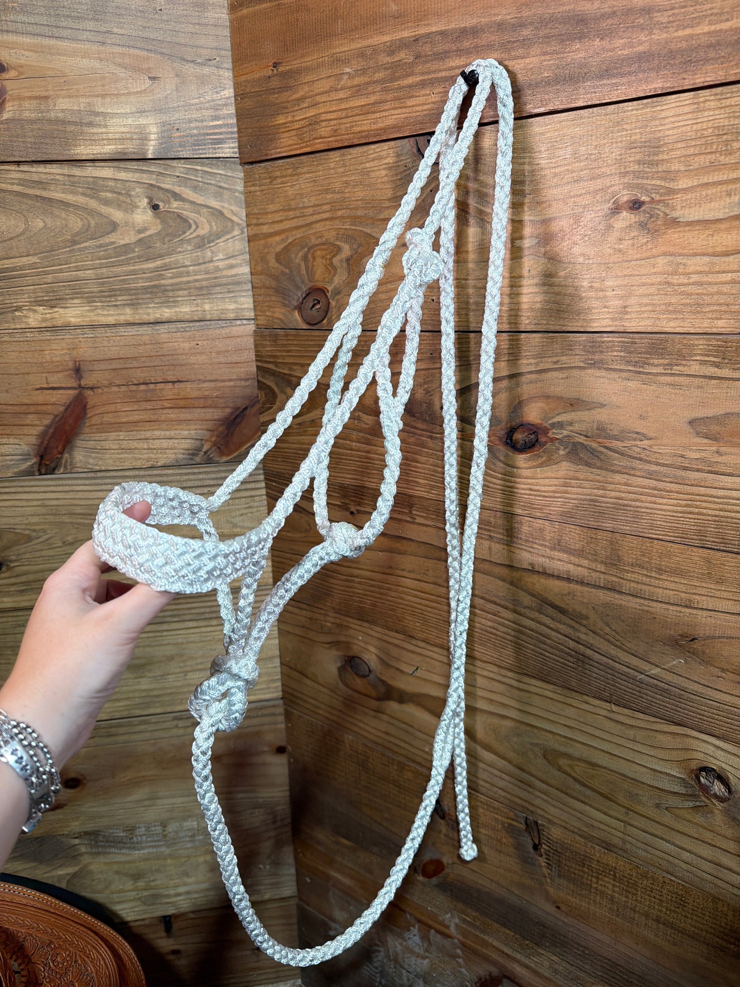 01 Mule Tape Halter 1 1/4" Nose