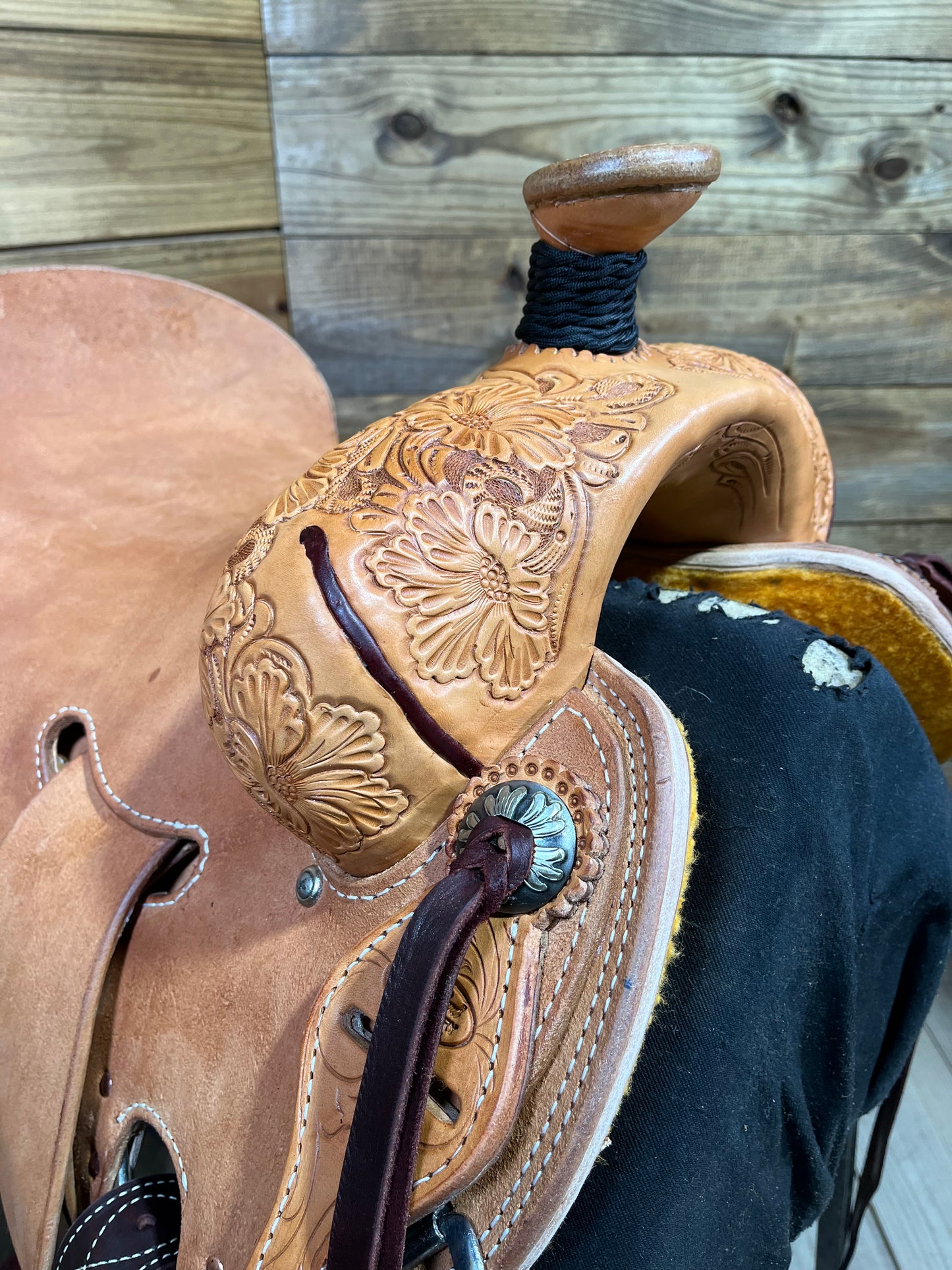 Trent Ward OY W/ leg cuts Rancher ISRS799-26