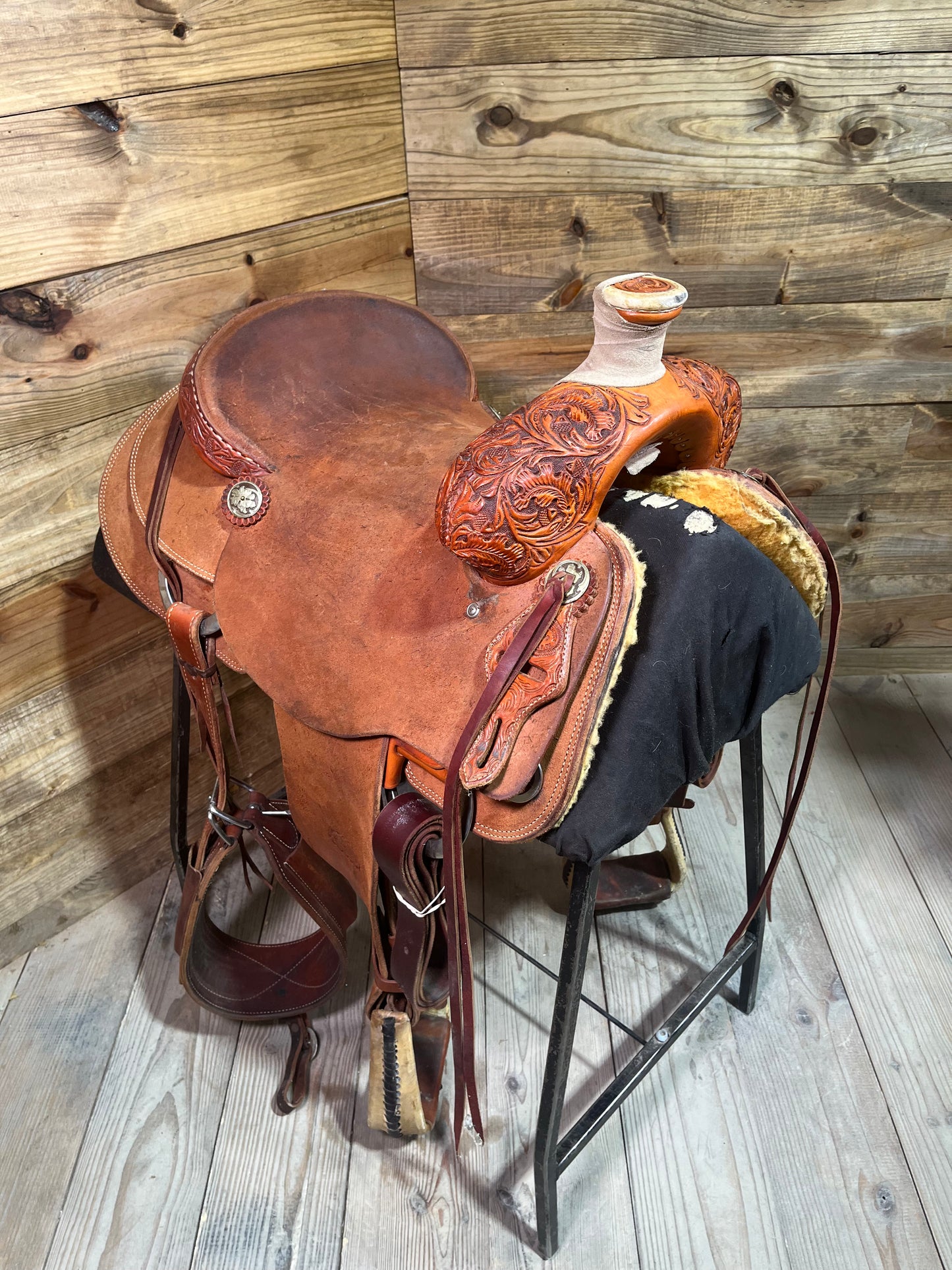 Laredo Ranch Roper ISUSED2056