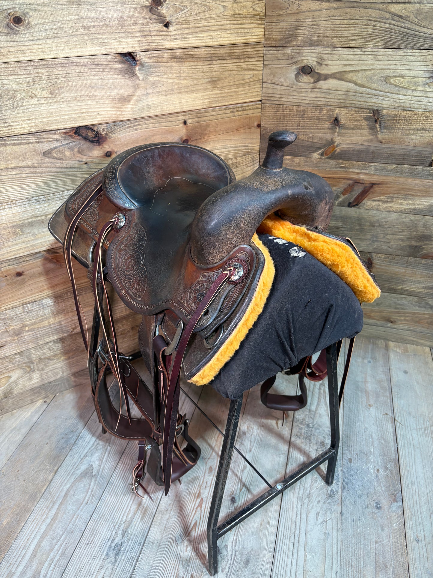 Bobs Custom Cowhorse ISUSED1720
