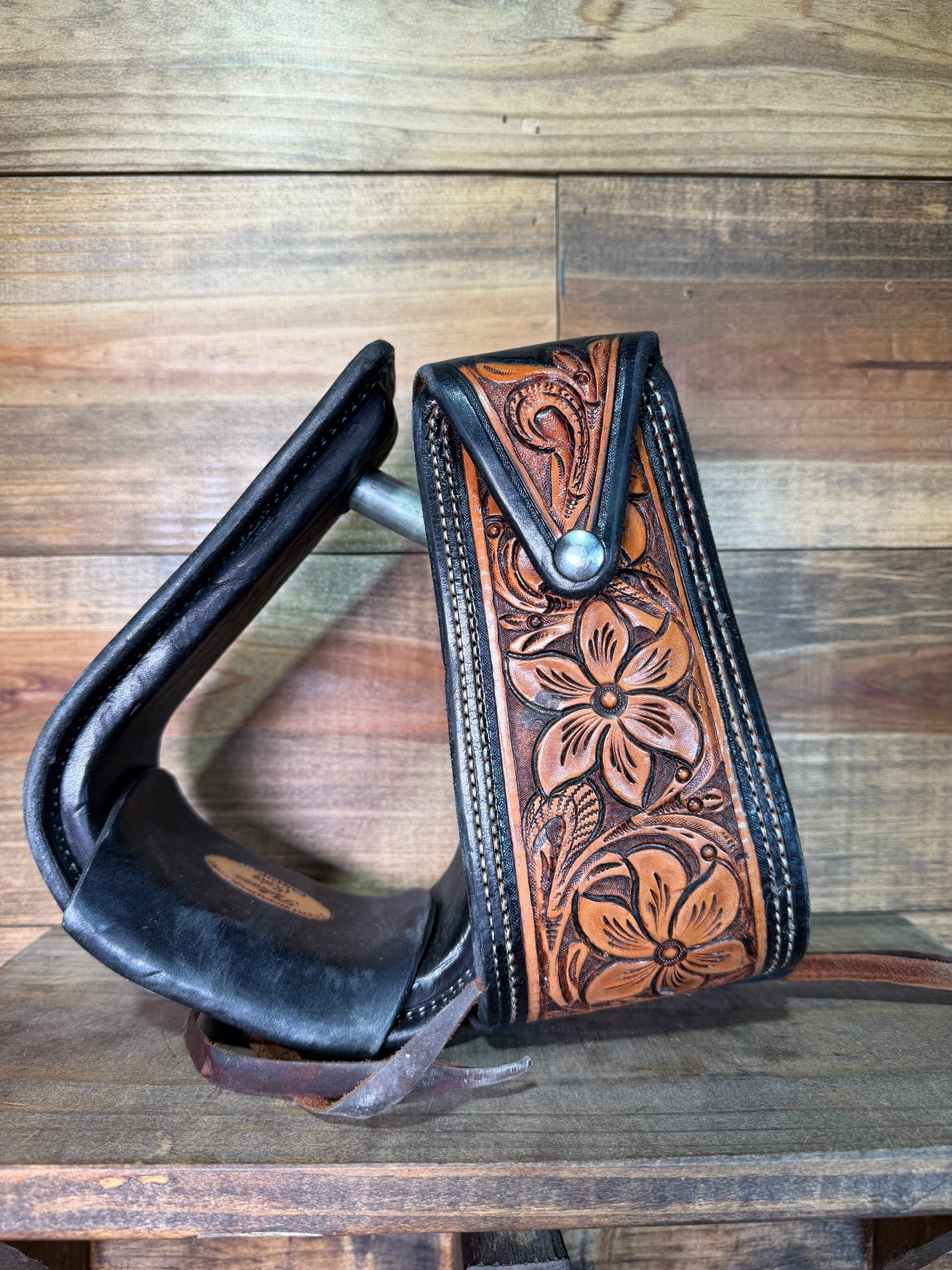 S01 Tooled Stirrup
