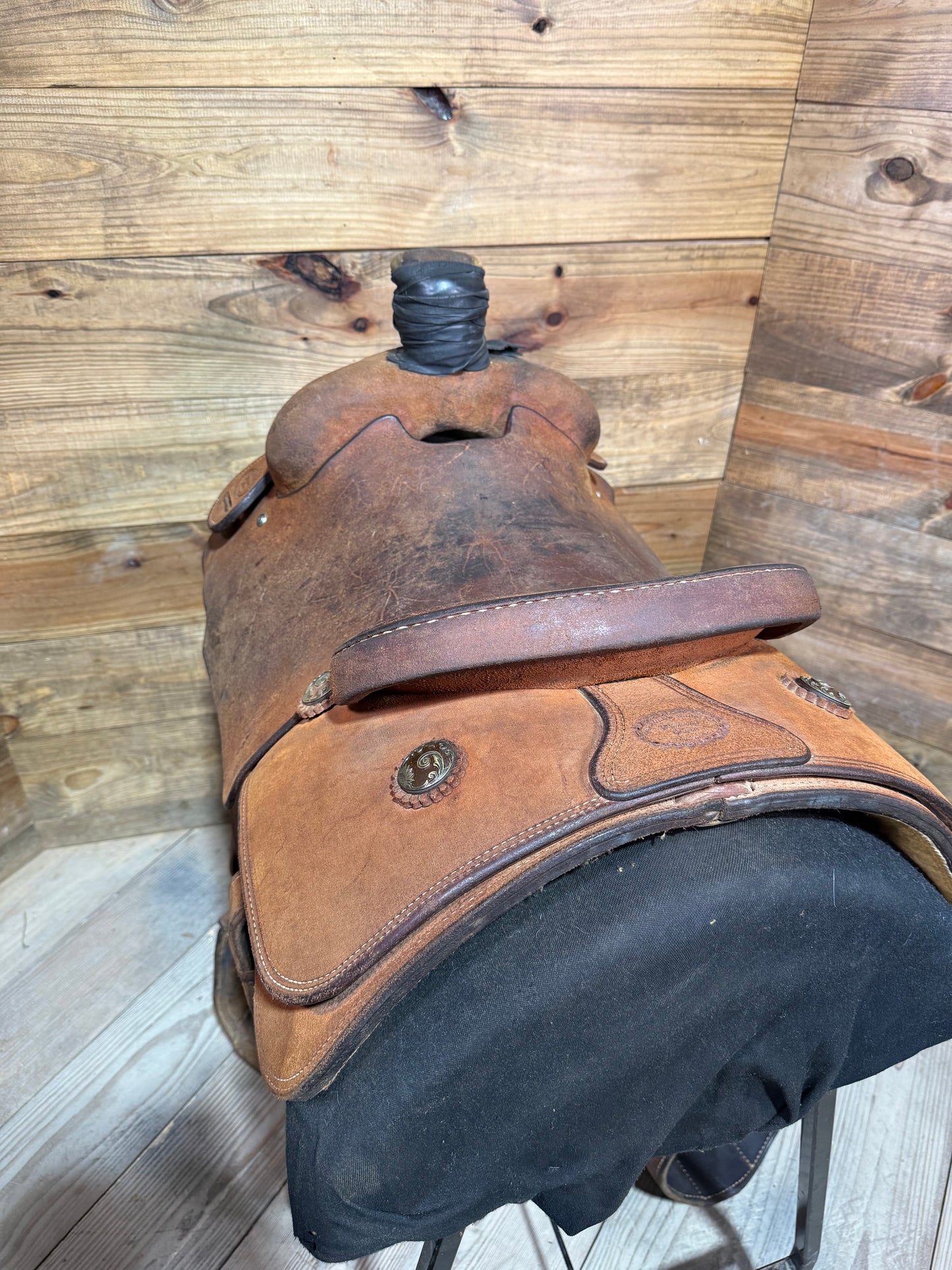 15” Trent Ward Platinum Roper ISUSED2294