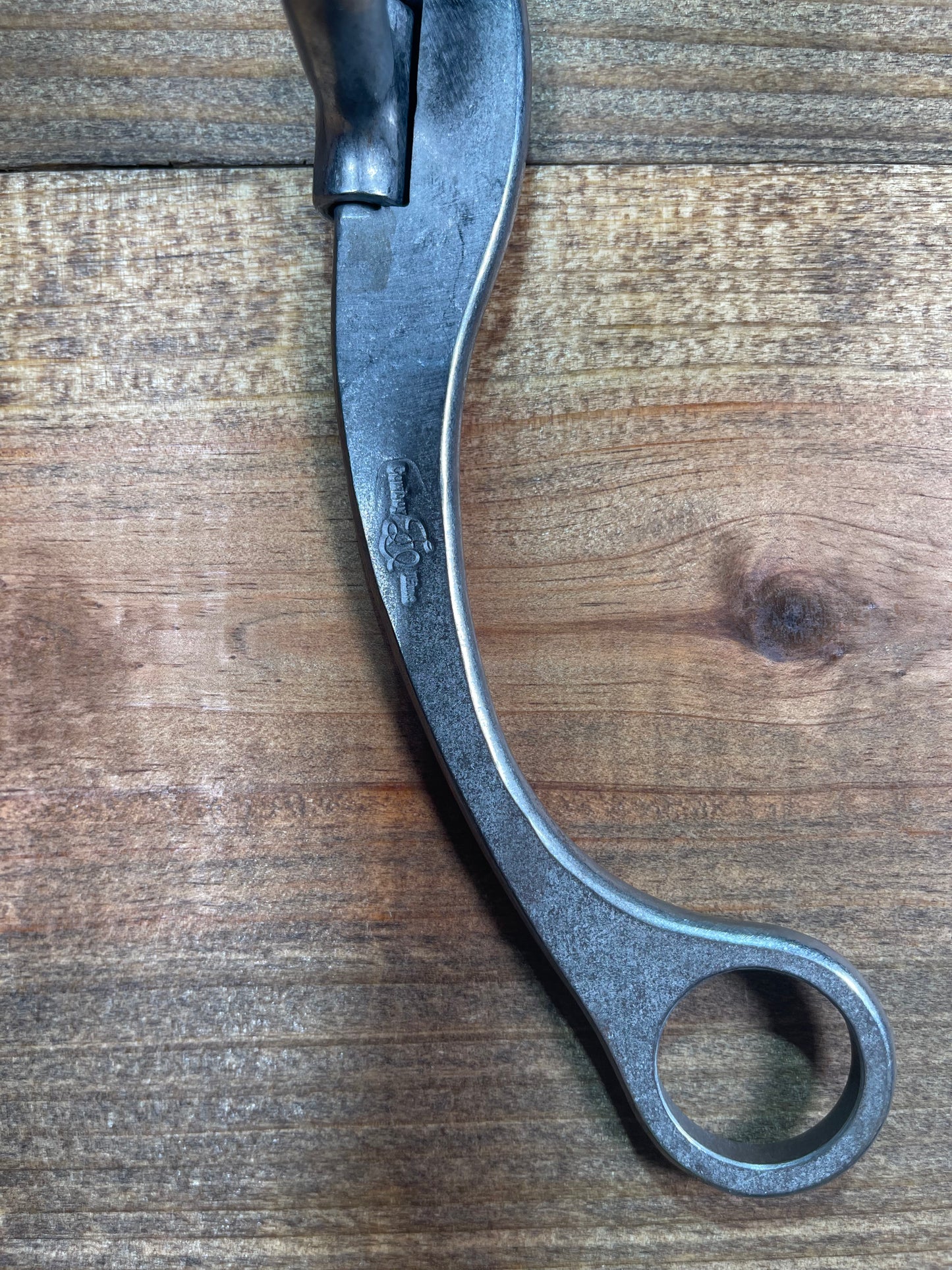 Josh Ownbey 640 Shank Hinge Port ISBIT55