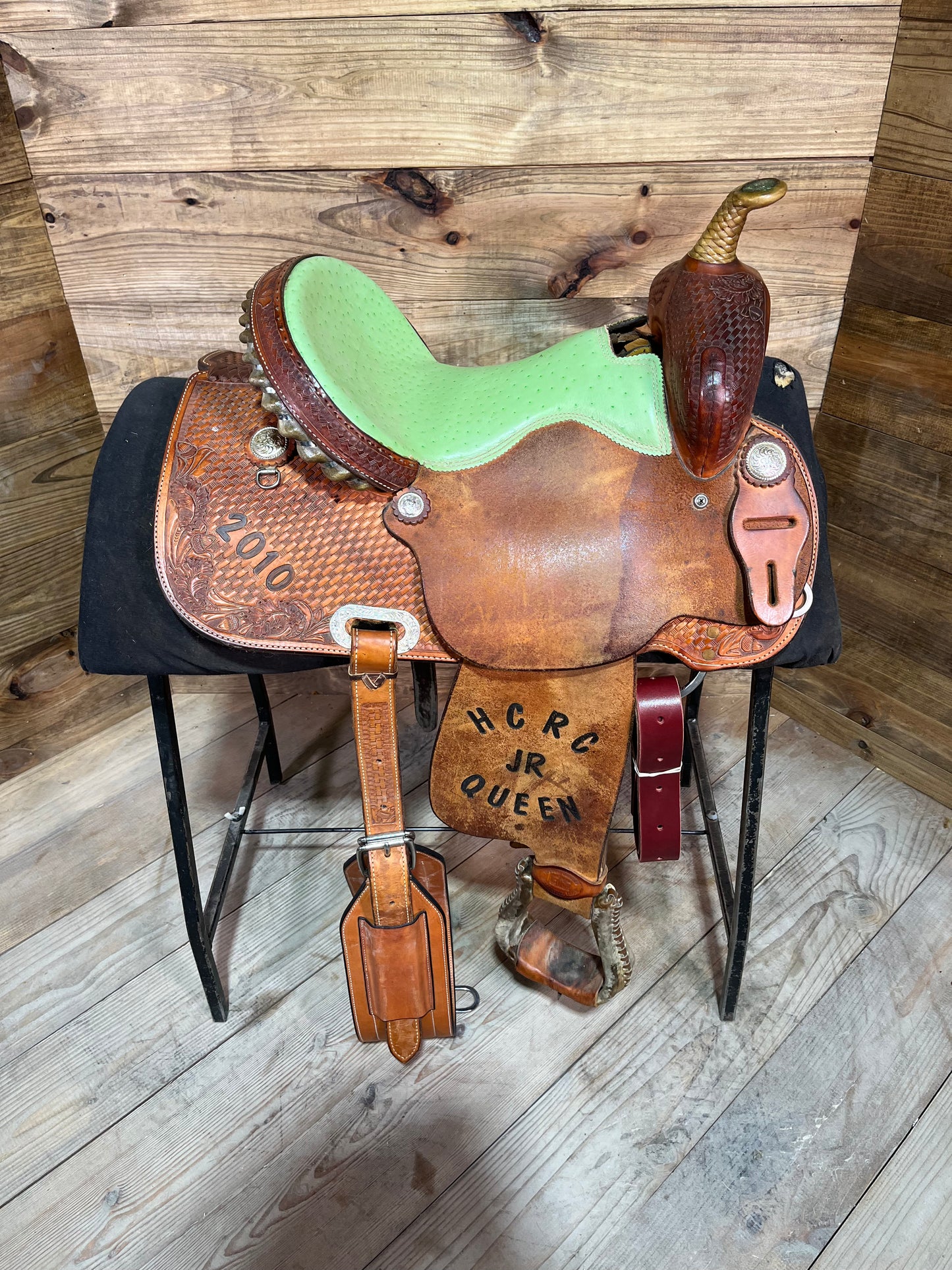 ETS Custom Barrel Saddle ISUSED1571