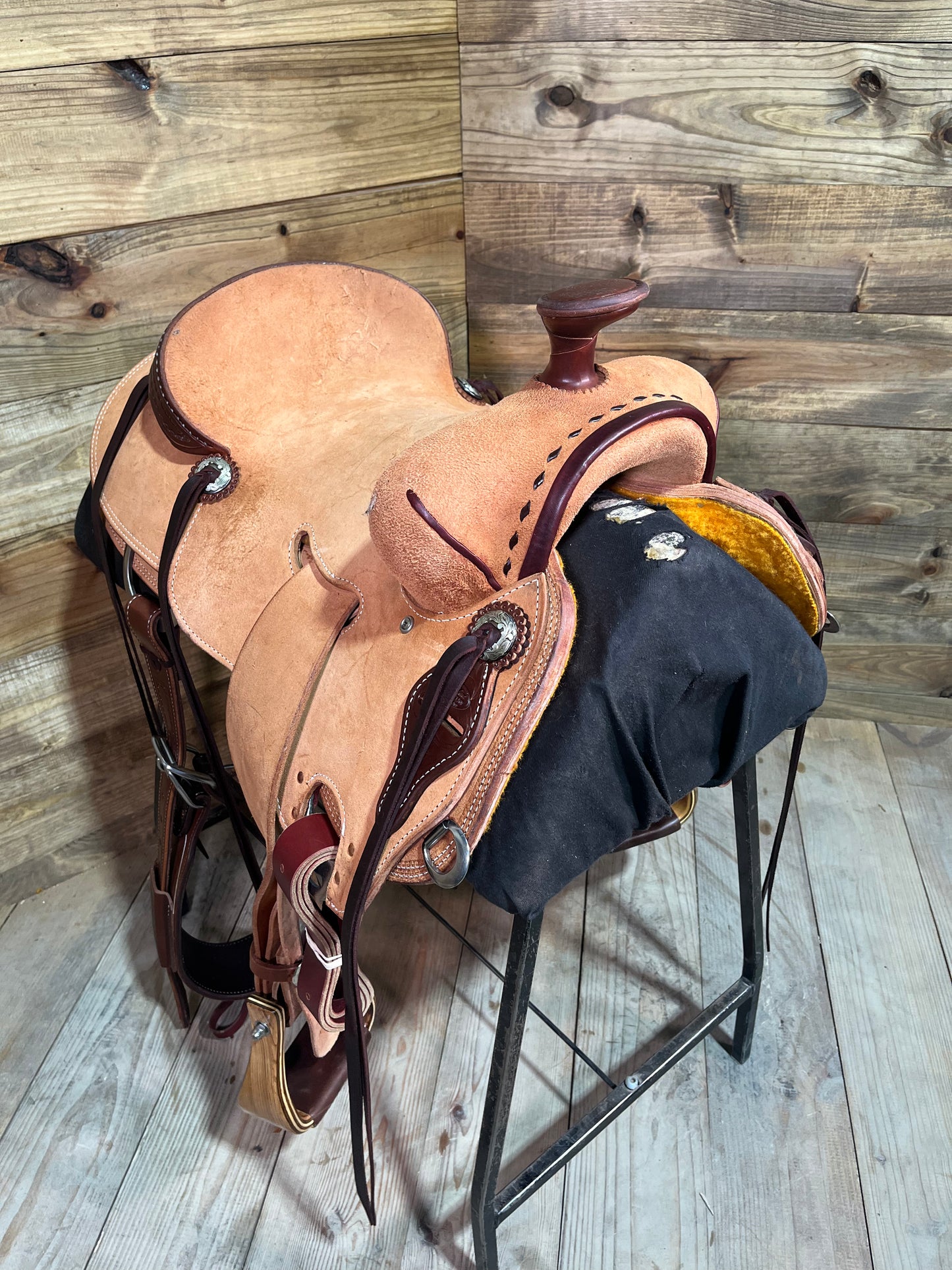 Trent Ward Tuscon Rancher ISRS652-25