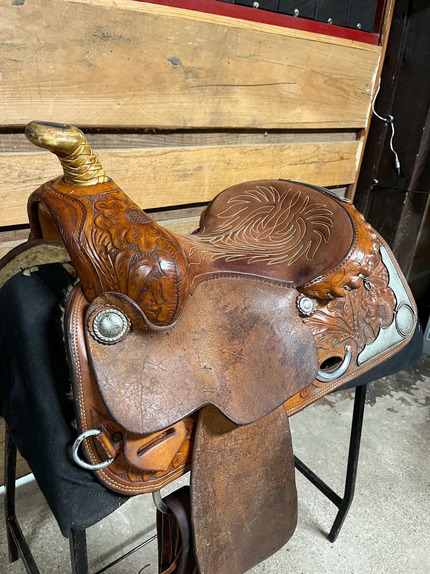 R.E. Donato Custom Western Saddle (San Angelo, TX) ISUSED794