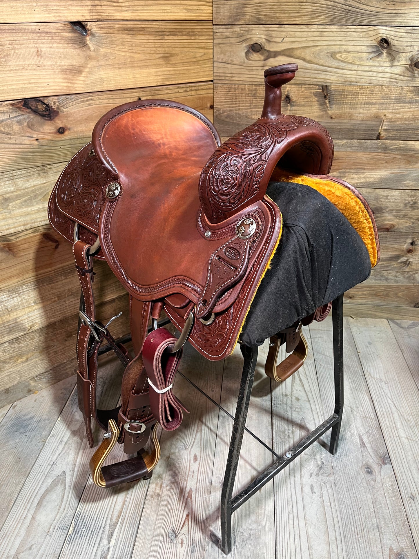 16" Trent Ward Signature BW Ranch Cutter ISRC438-26