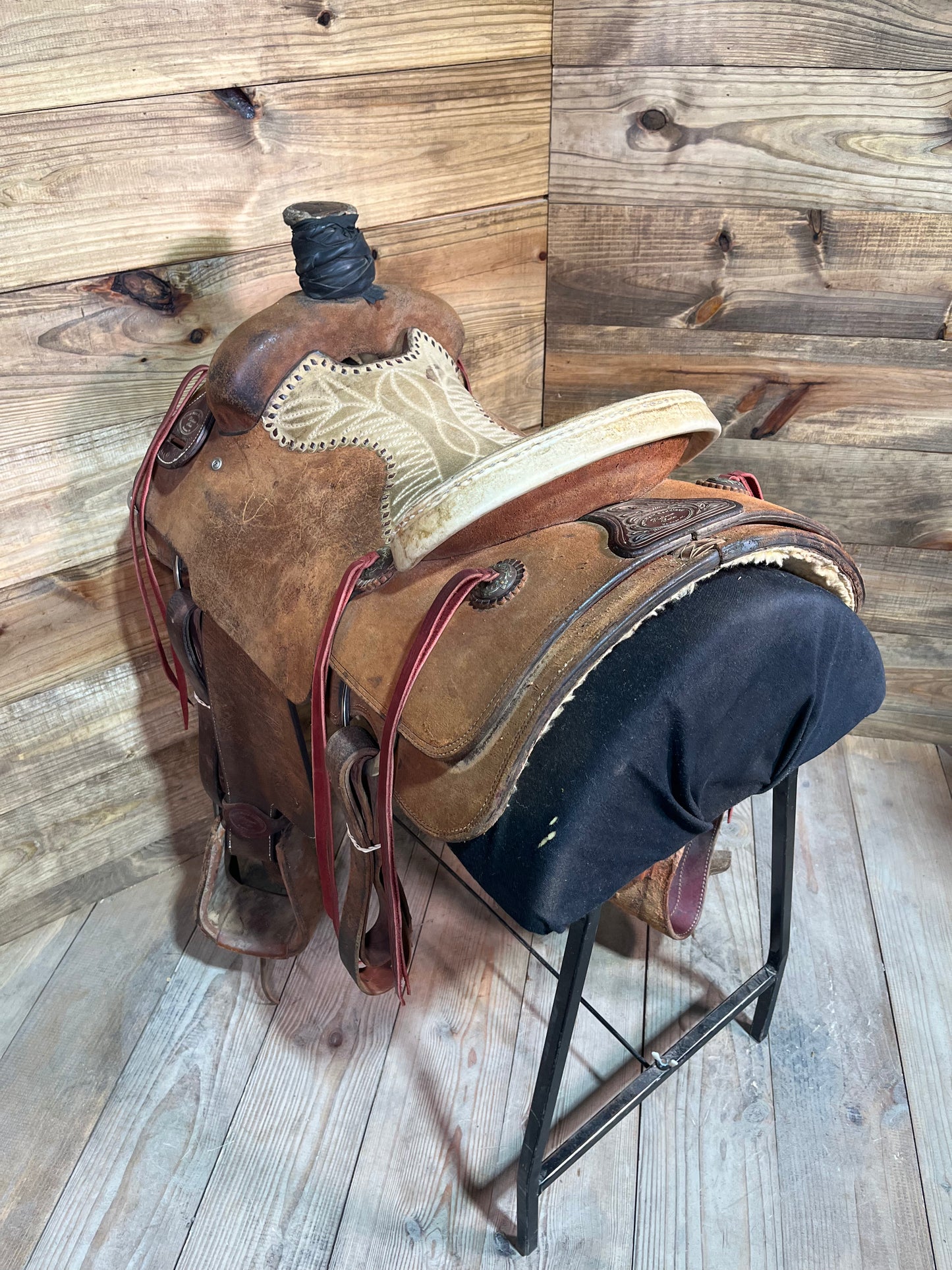 Trent Ward Platinum Roper ISUSED1596