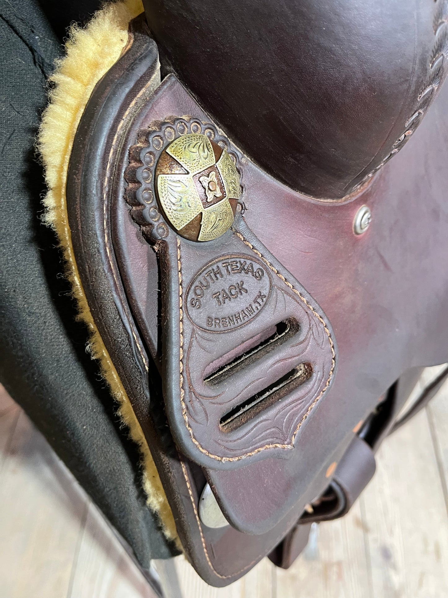 15” South Texas Tack Ranch Cutter ISUSED2267