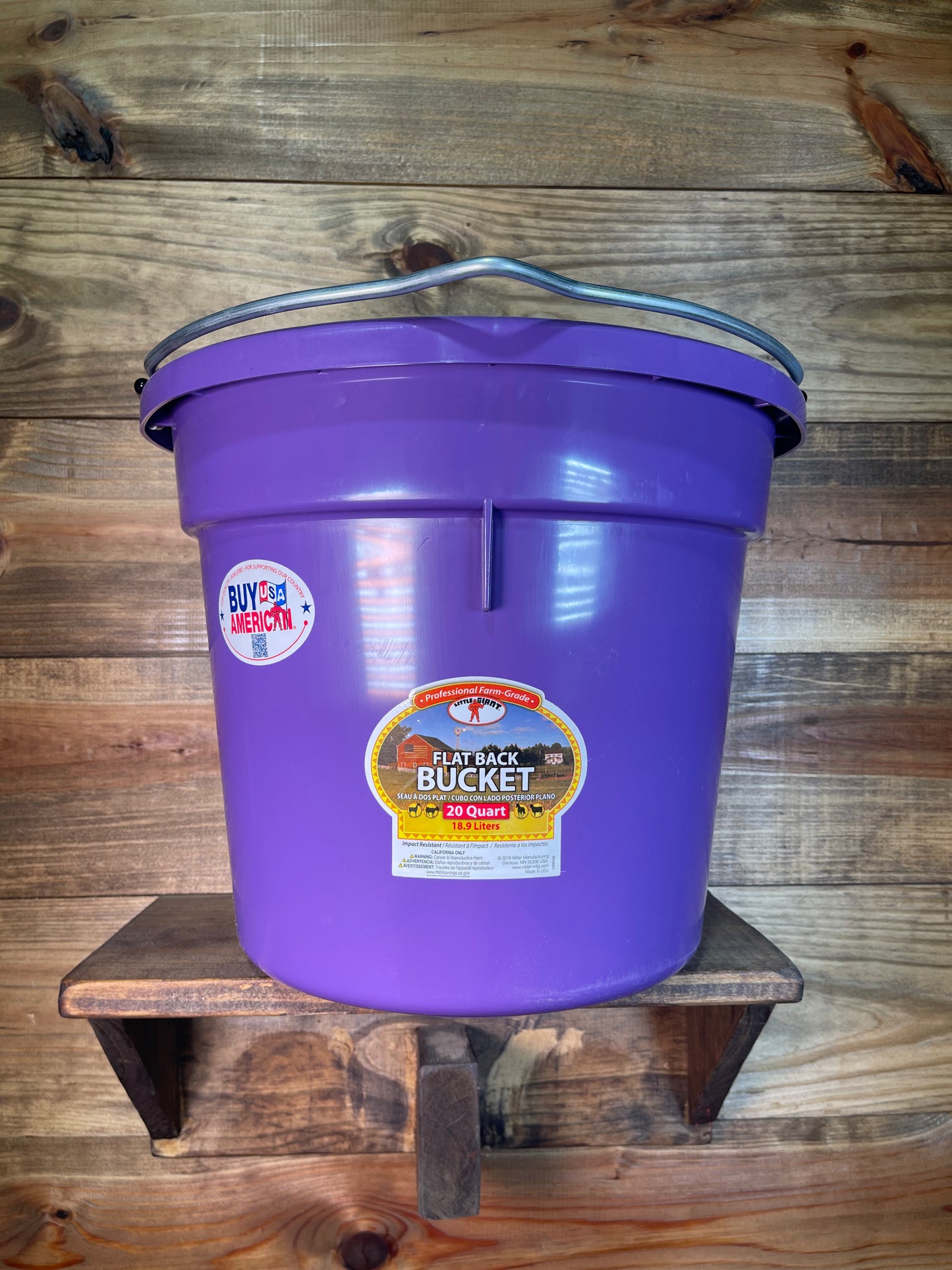Water/Feed Bucket