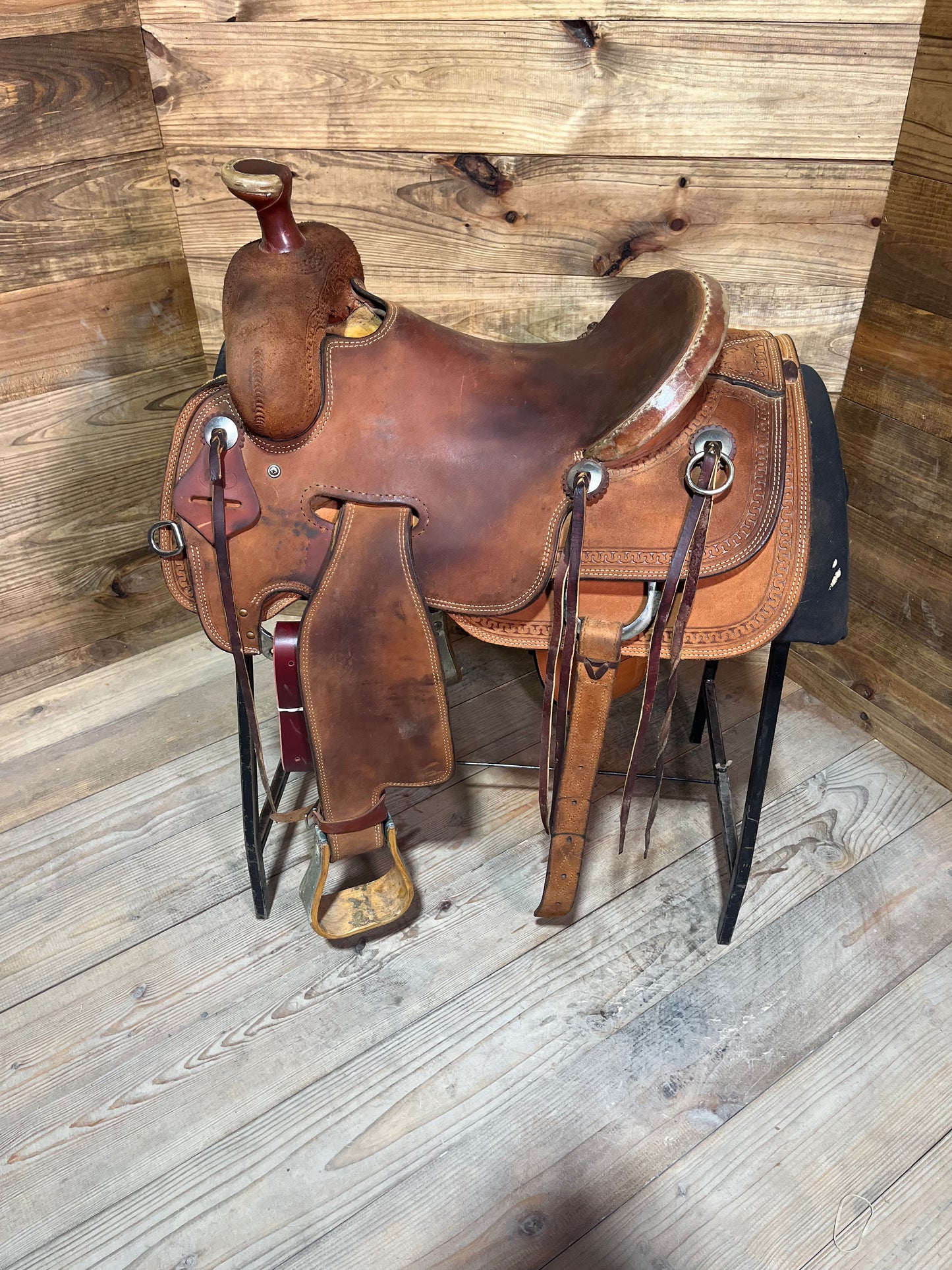 Henderson Ranch Roper ISUSED1618