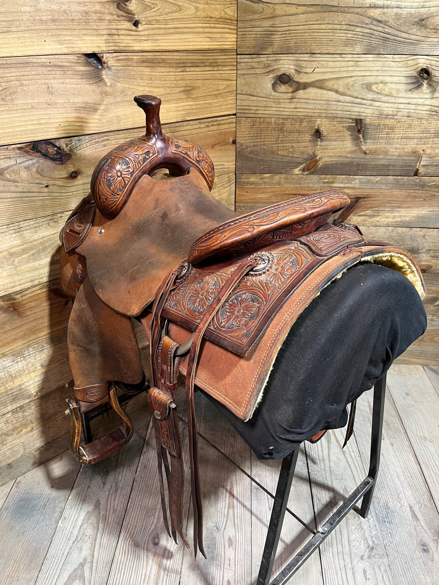16” Don Rich Ranch Cutter ISUSED2318