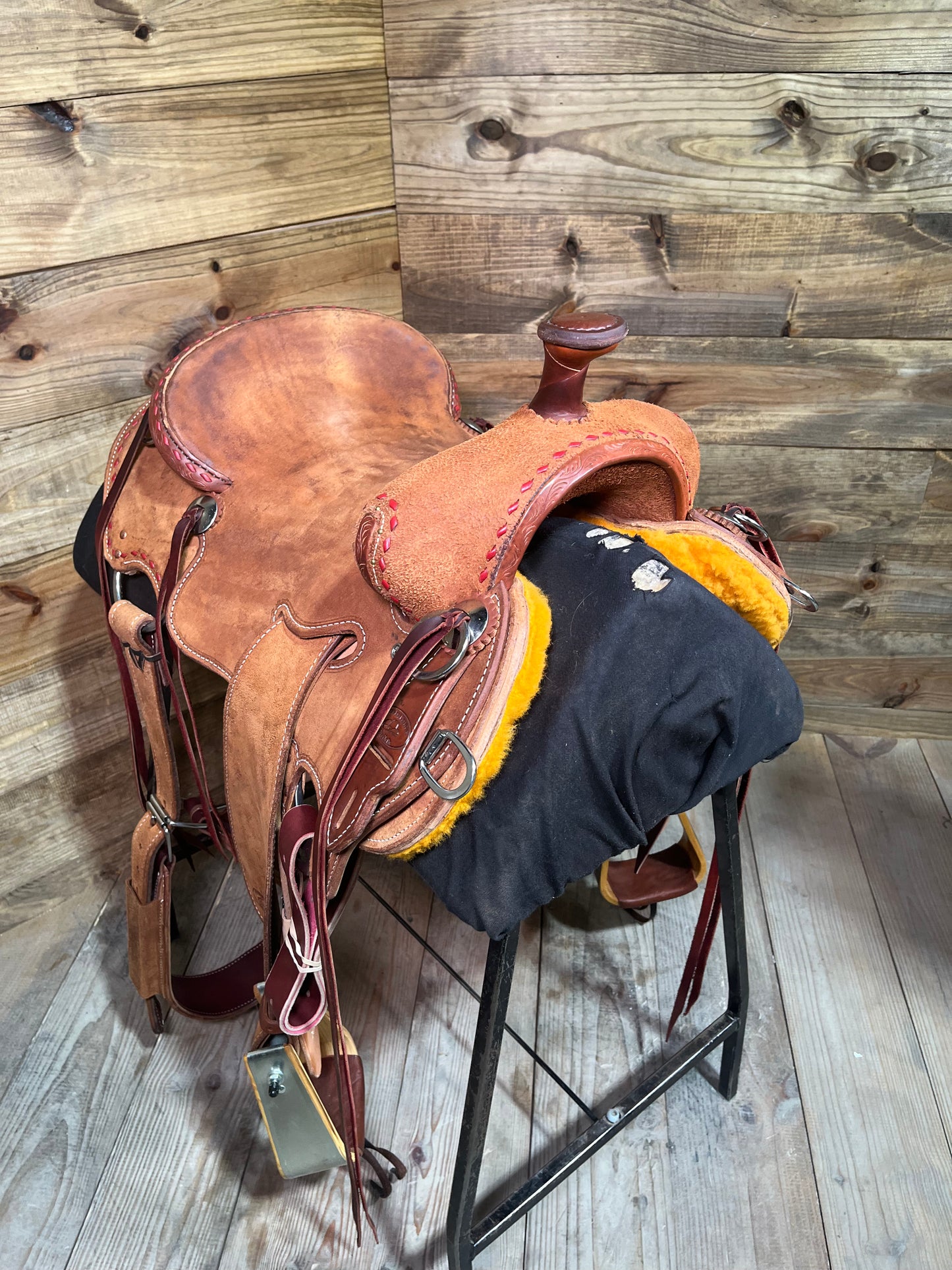 Cowboy Customs Rancher ISUSED1656