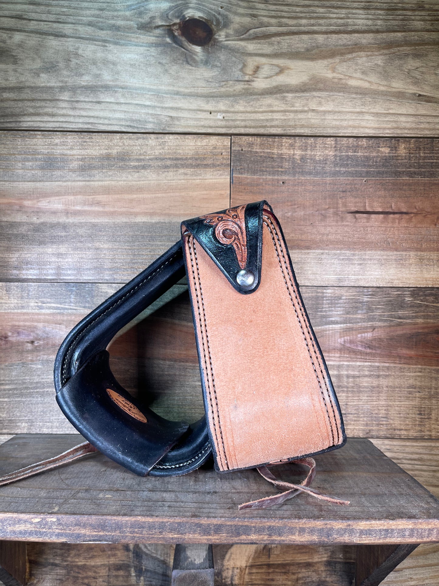 Roughout Stirrups w/ Black Dyed Edges & Flap