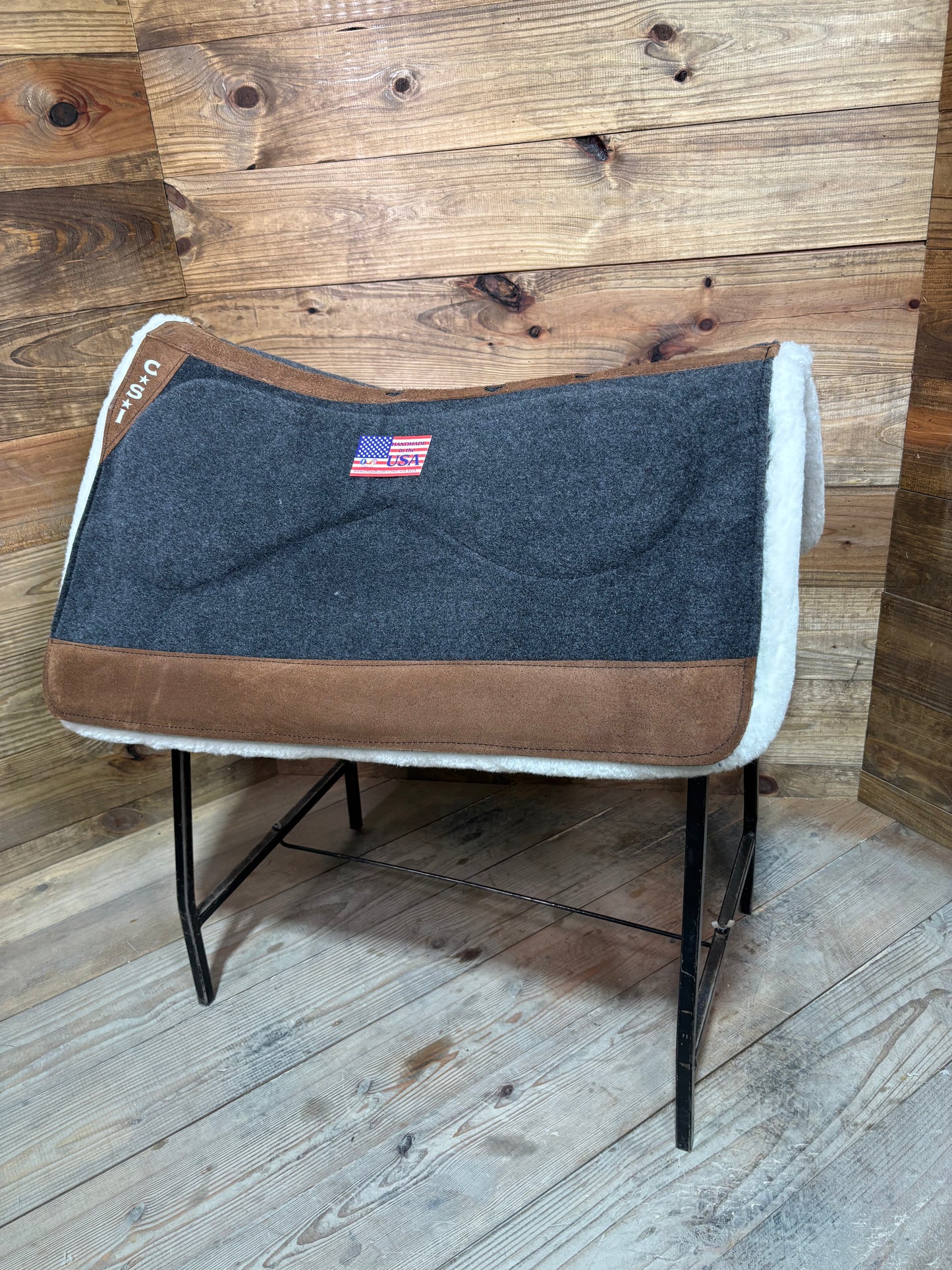 26 CSI Gray Standard Wester Cut Medium Saddle Pad