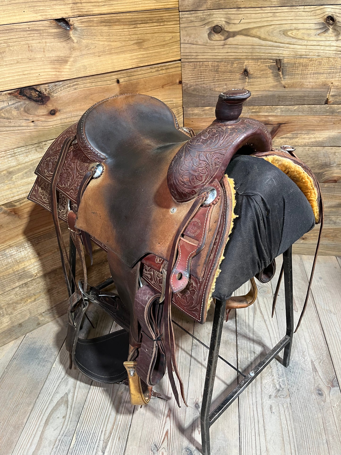 14 1/2" Hanging H Ranch Saddle ISUSED2365