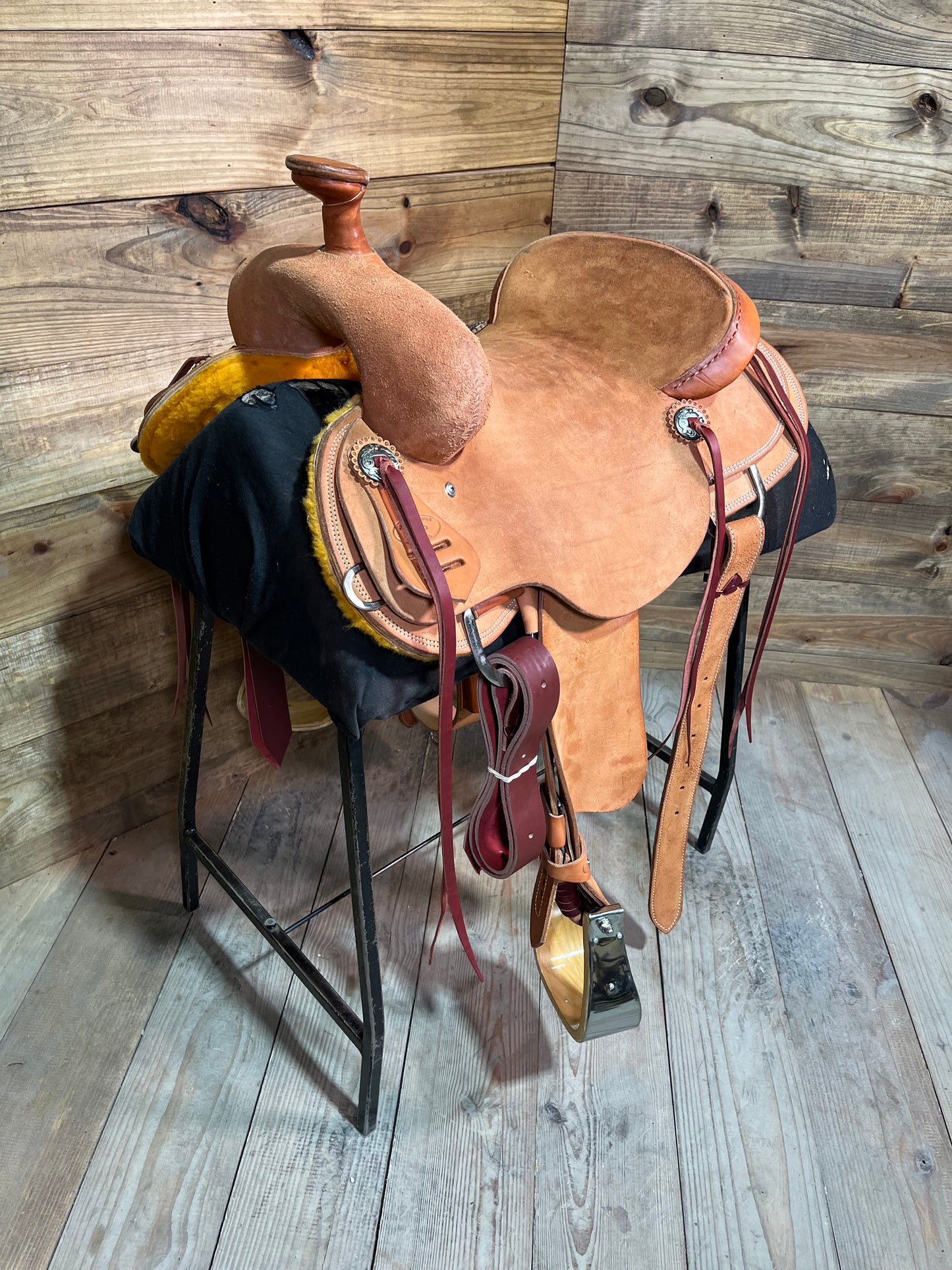 Cowboy Customs Ranch Saddle ISUSED1700