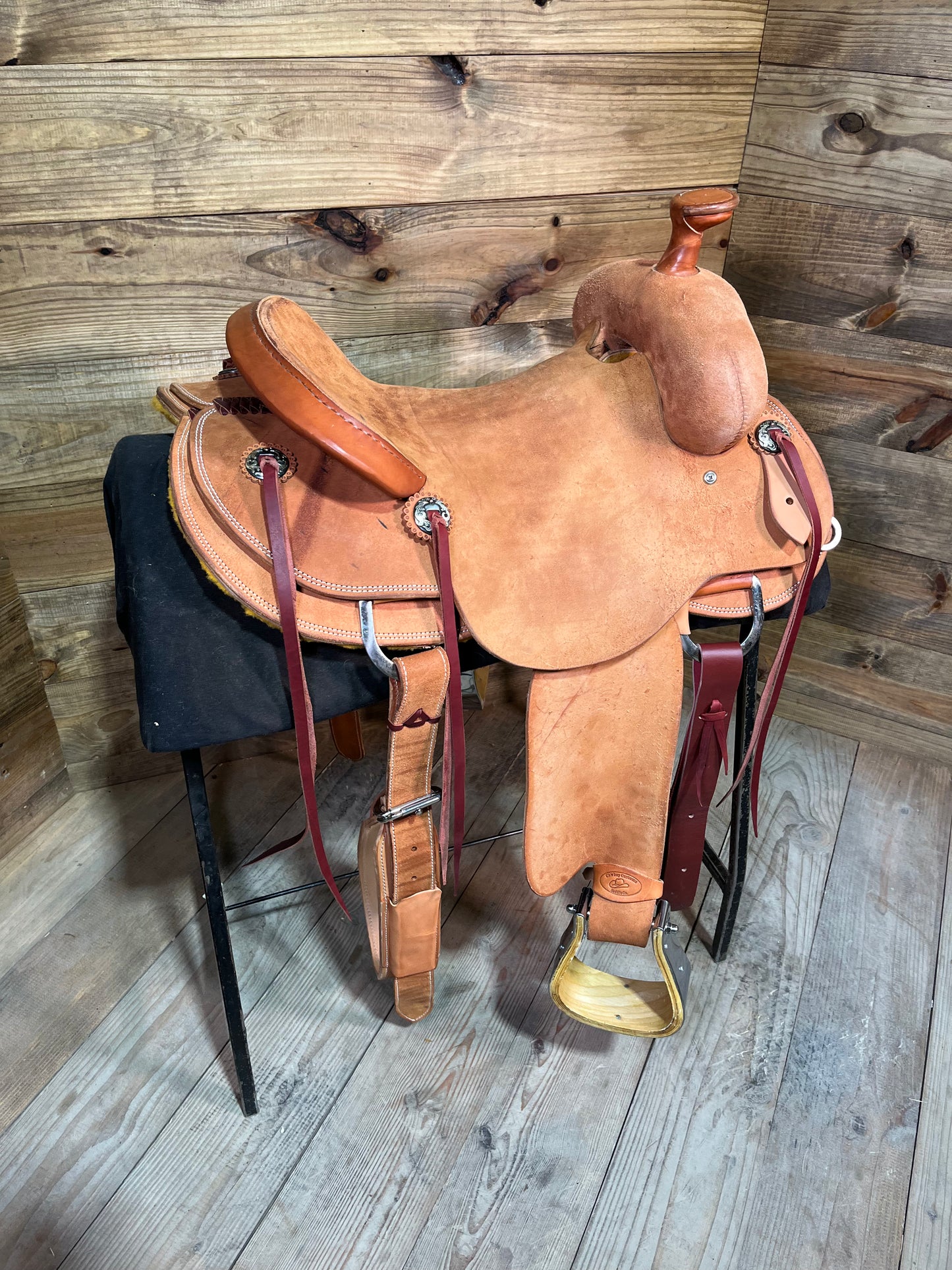 Cowboy Customs Ranch Saddle ISUSED1700