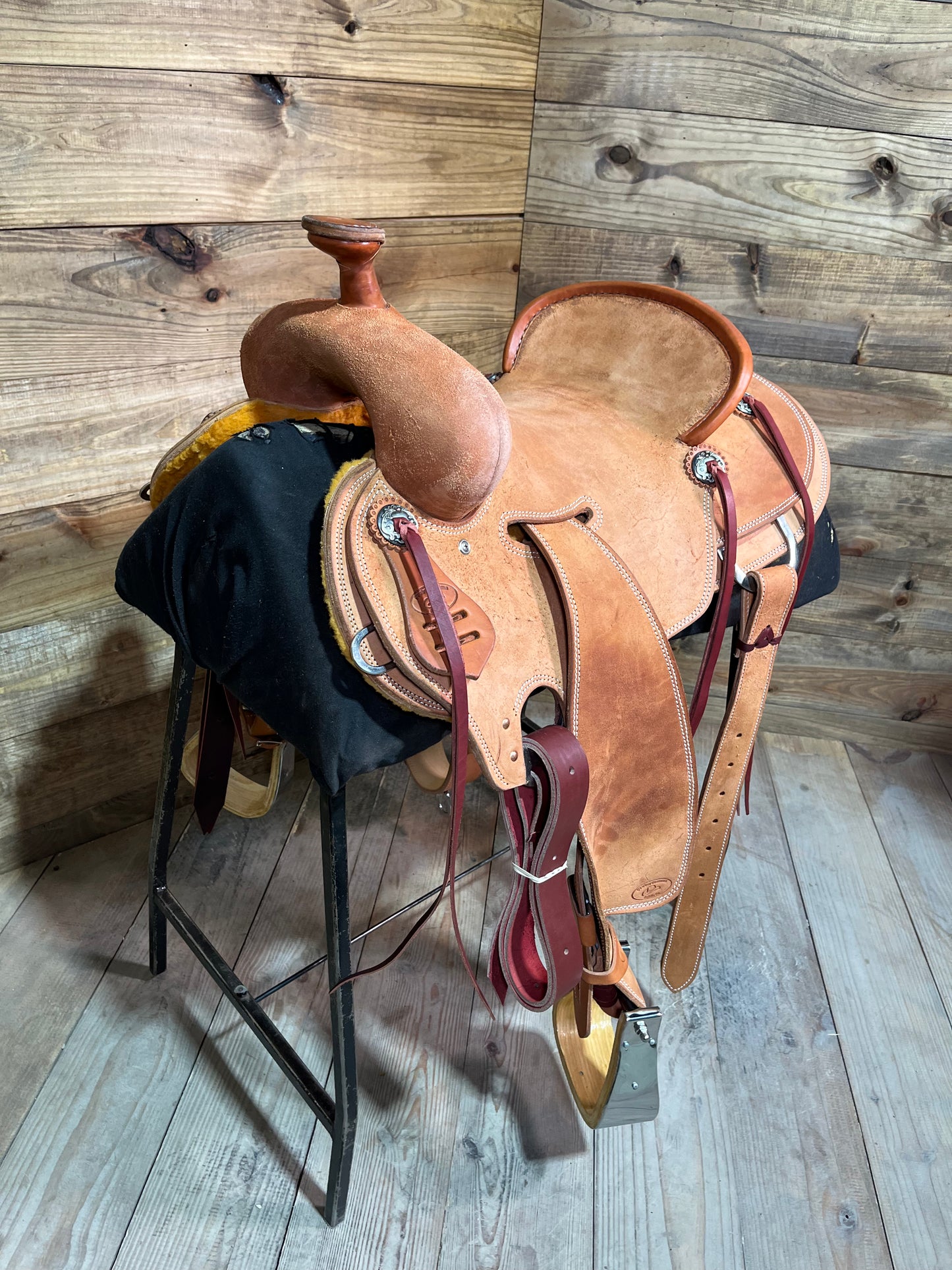 Cowboy Custom Ranch Saddle ISUSED1701