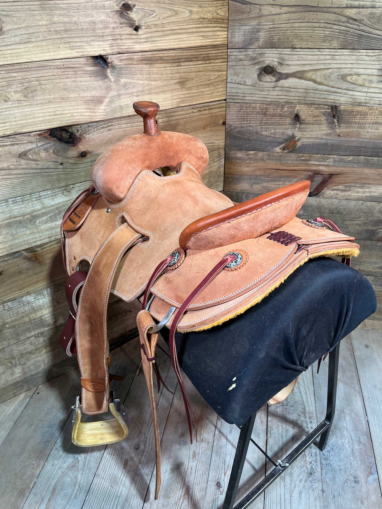 Cowboy Custom Ranch Saddle ISUSED1701