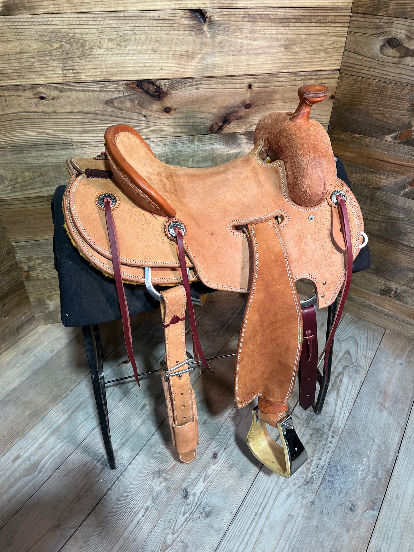 Cowboy Custom Ranch Saddle ISUSED1701