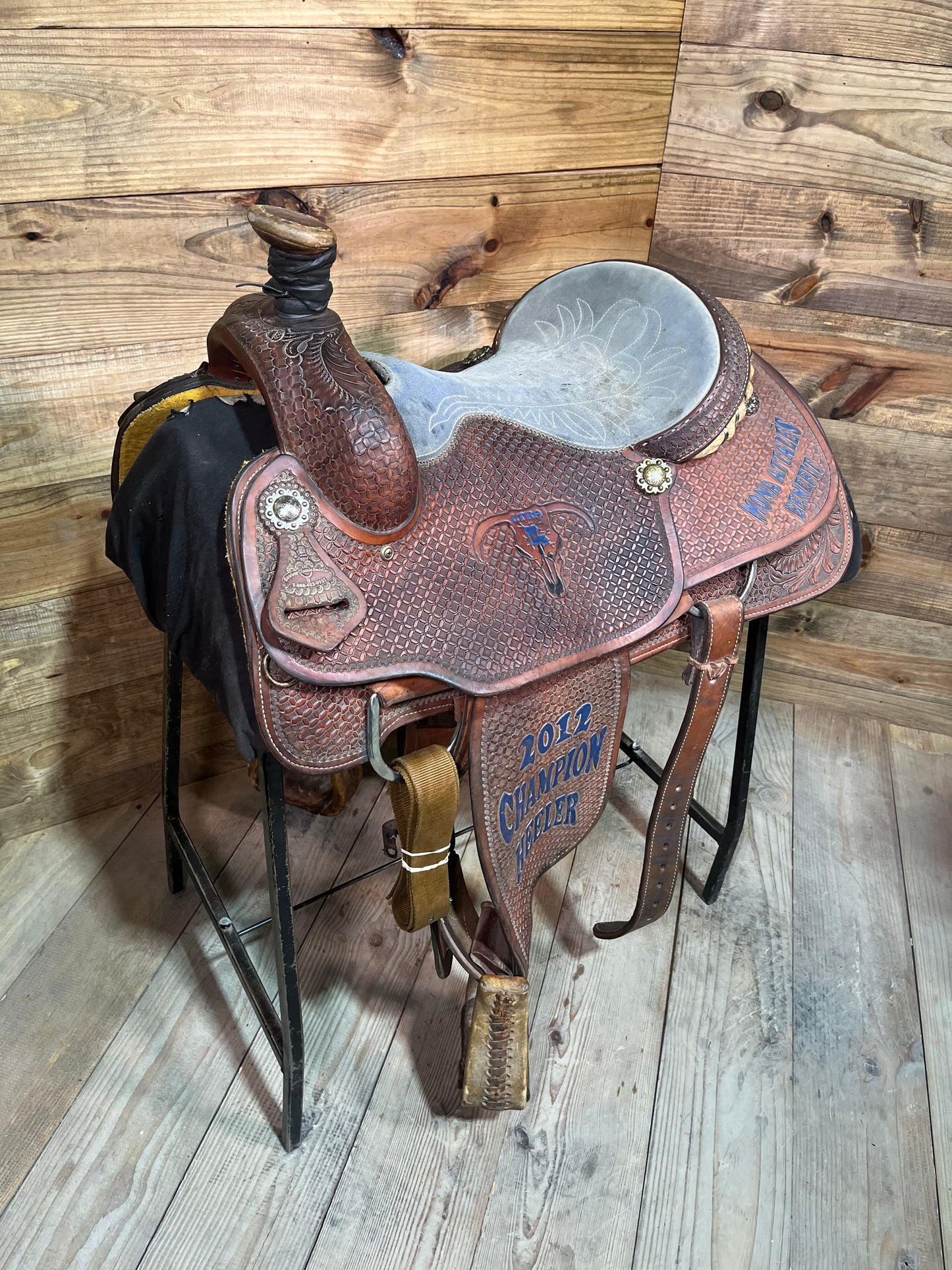 Cowboy Classic Roper ISUSED1710