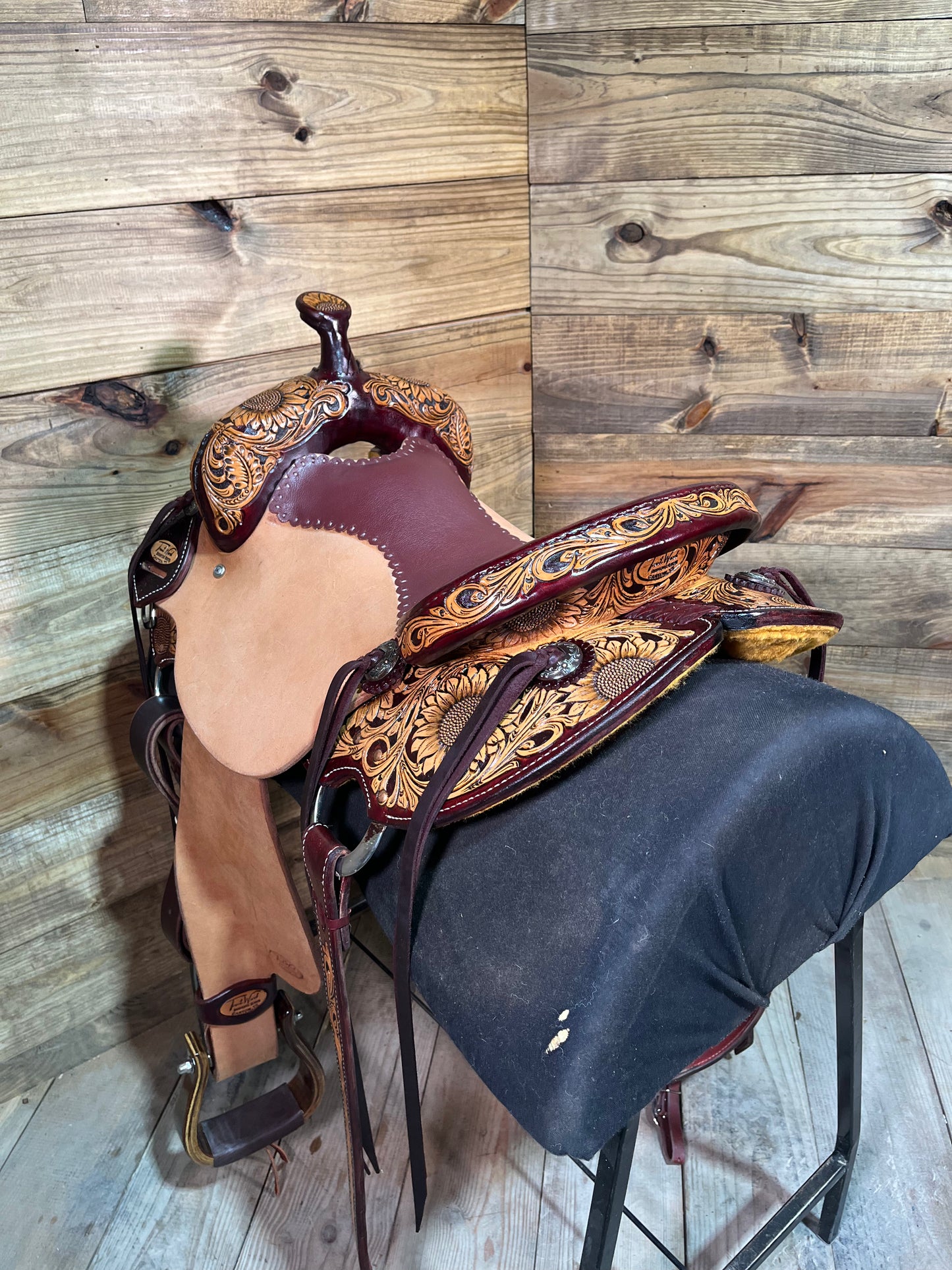 Trent Ward Signature Cowhorse ISCH144-25