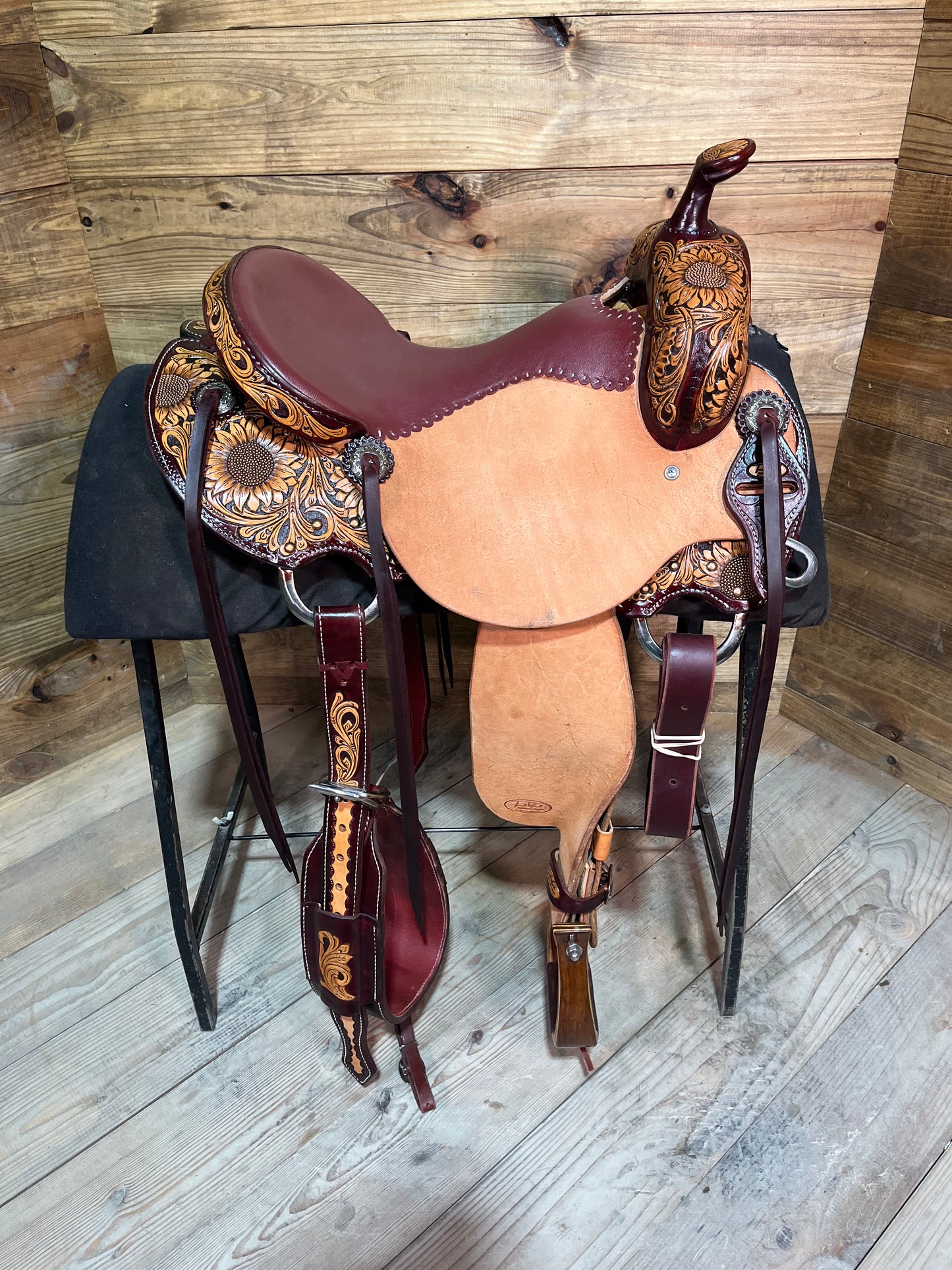 Trent Ward Signature Cowhorse ISCH144-25