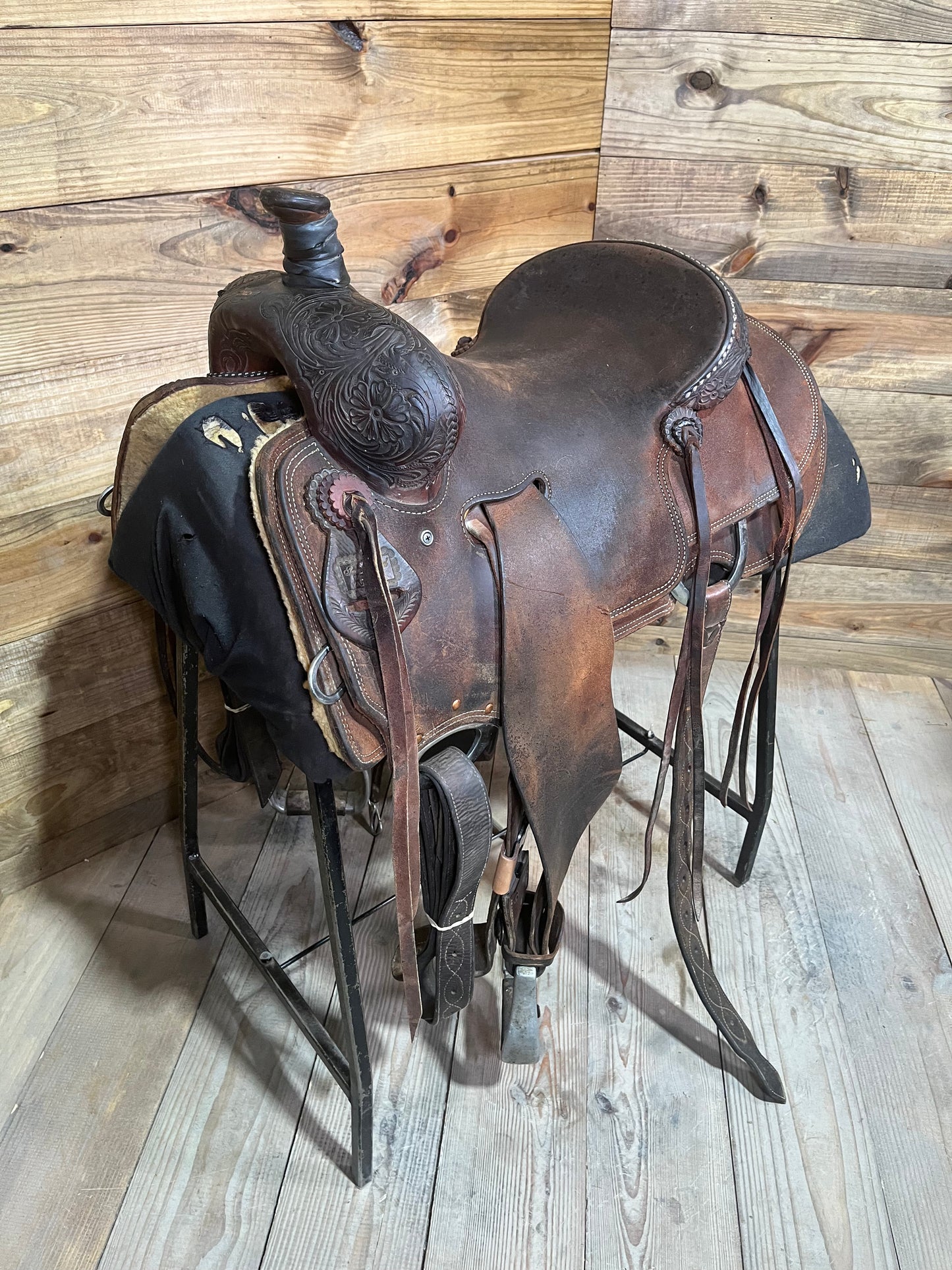 Trent Ward WJ Ranch Saddle ISUSED1776