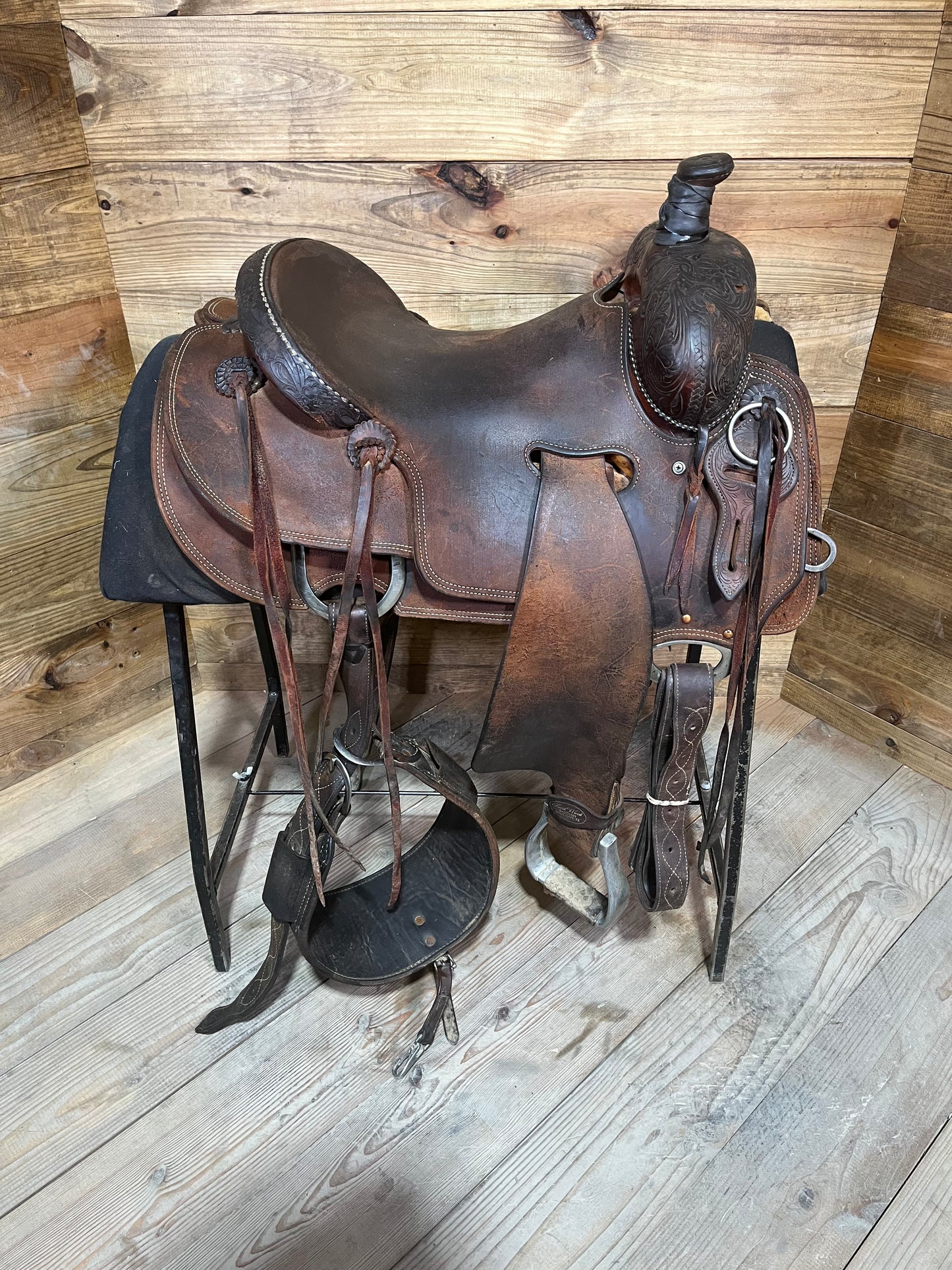 Trent Ward WJ Ranch Saddle ISUSED1776