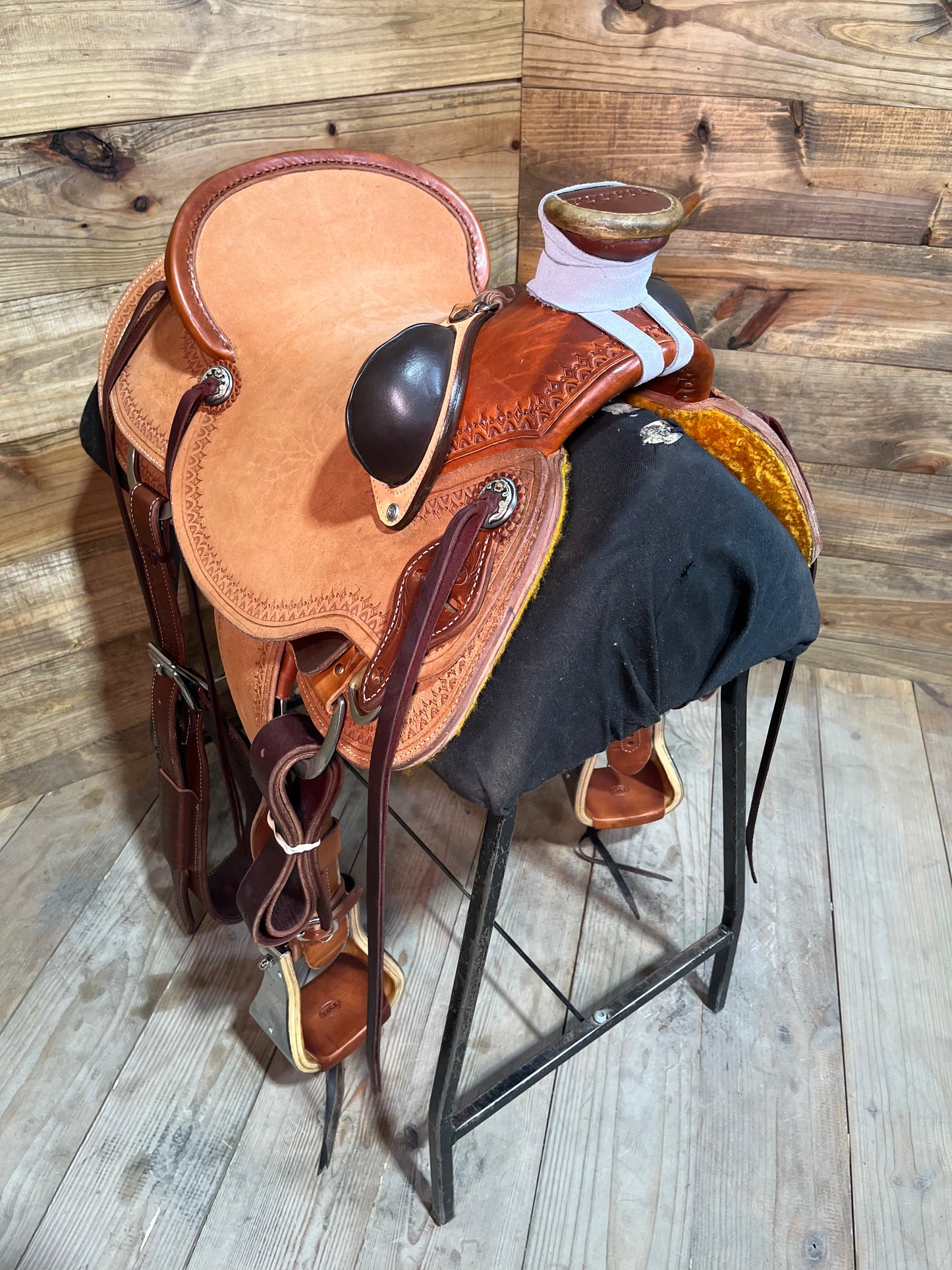 Trent Ward Wade Rancher ISRS718-25