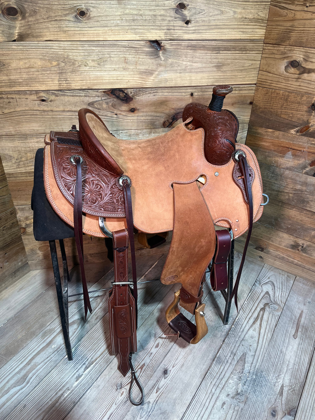 16” Trent Ward Tucson Rancher ISRS921-26