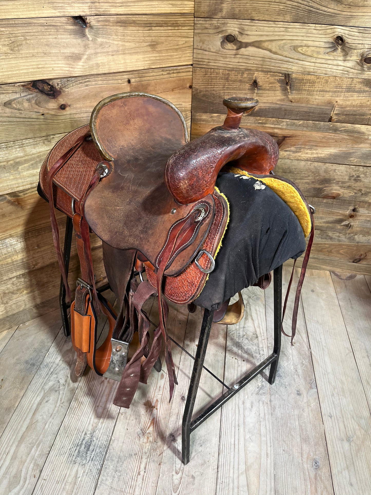 4T Ranch Roper ISUSED1821