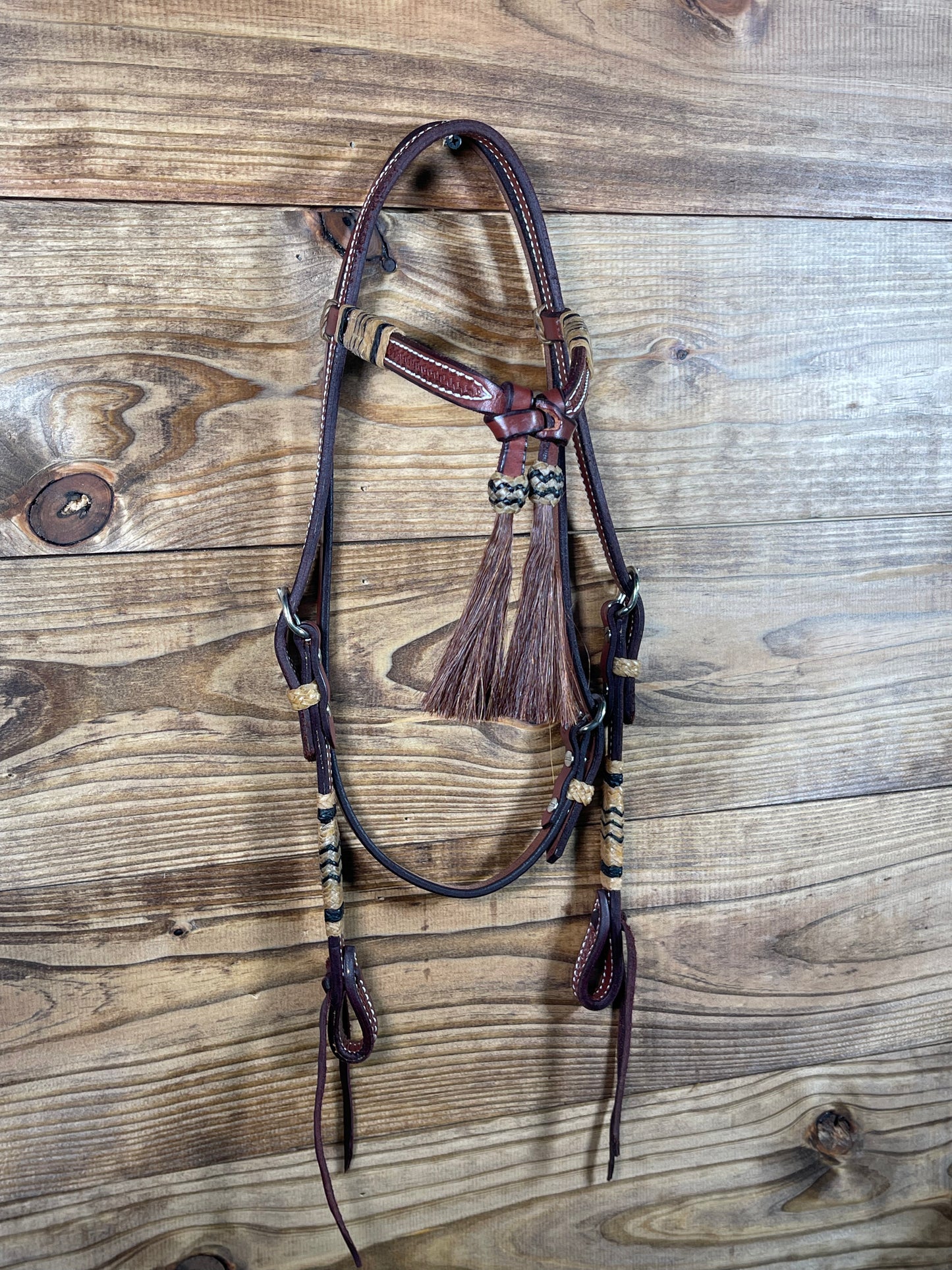 Oiled Futurity with Natural & Black Rawhide Brown Tassel