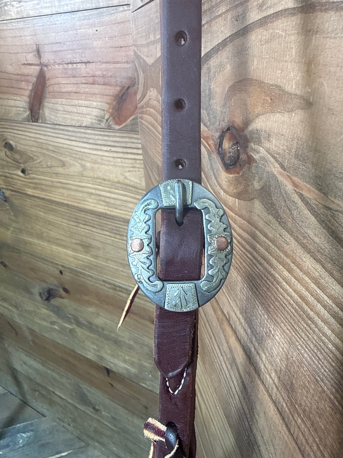 Headstall One Ear Oiled w/ Rounded Flower Buckle