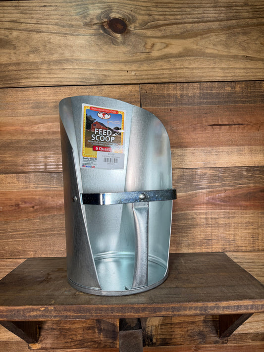 6 Qt Metal Feed Scoop