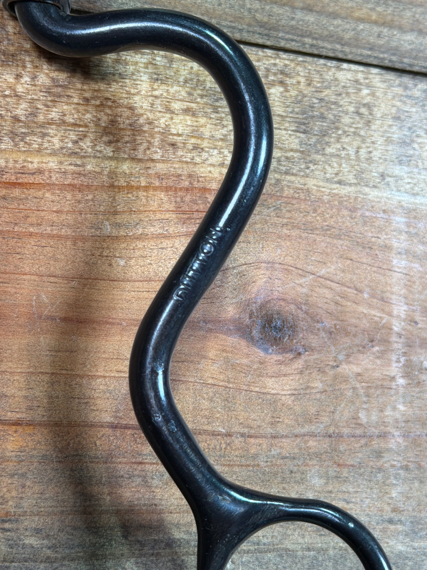 07-P2 Dutton Medium Spooned Solid Mouth