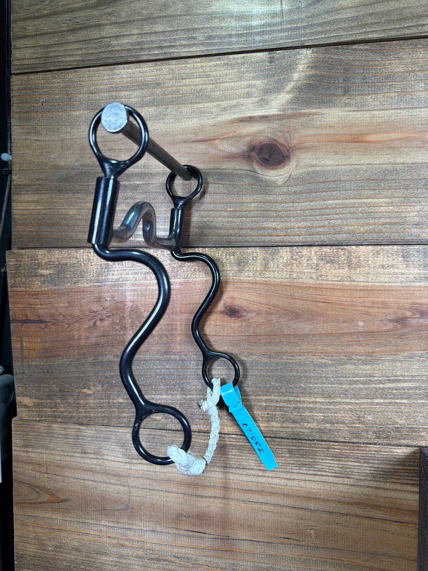 07-05i Dutton Low Medium Round Mouth