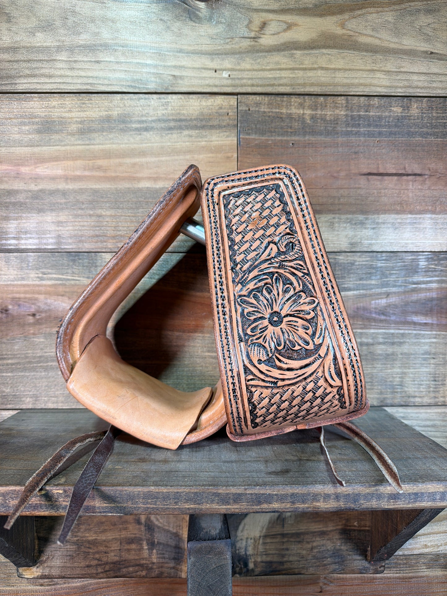 #12 Tooled Stirrup