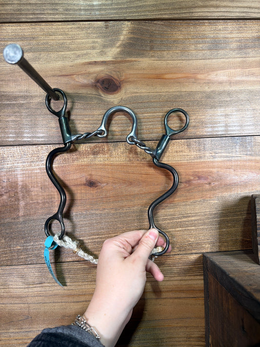 07-HS1 Dutton 1 3/4" Tall Port w/ Twist