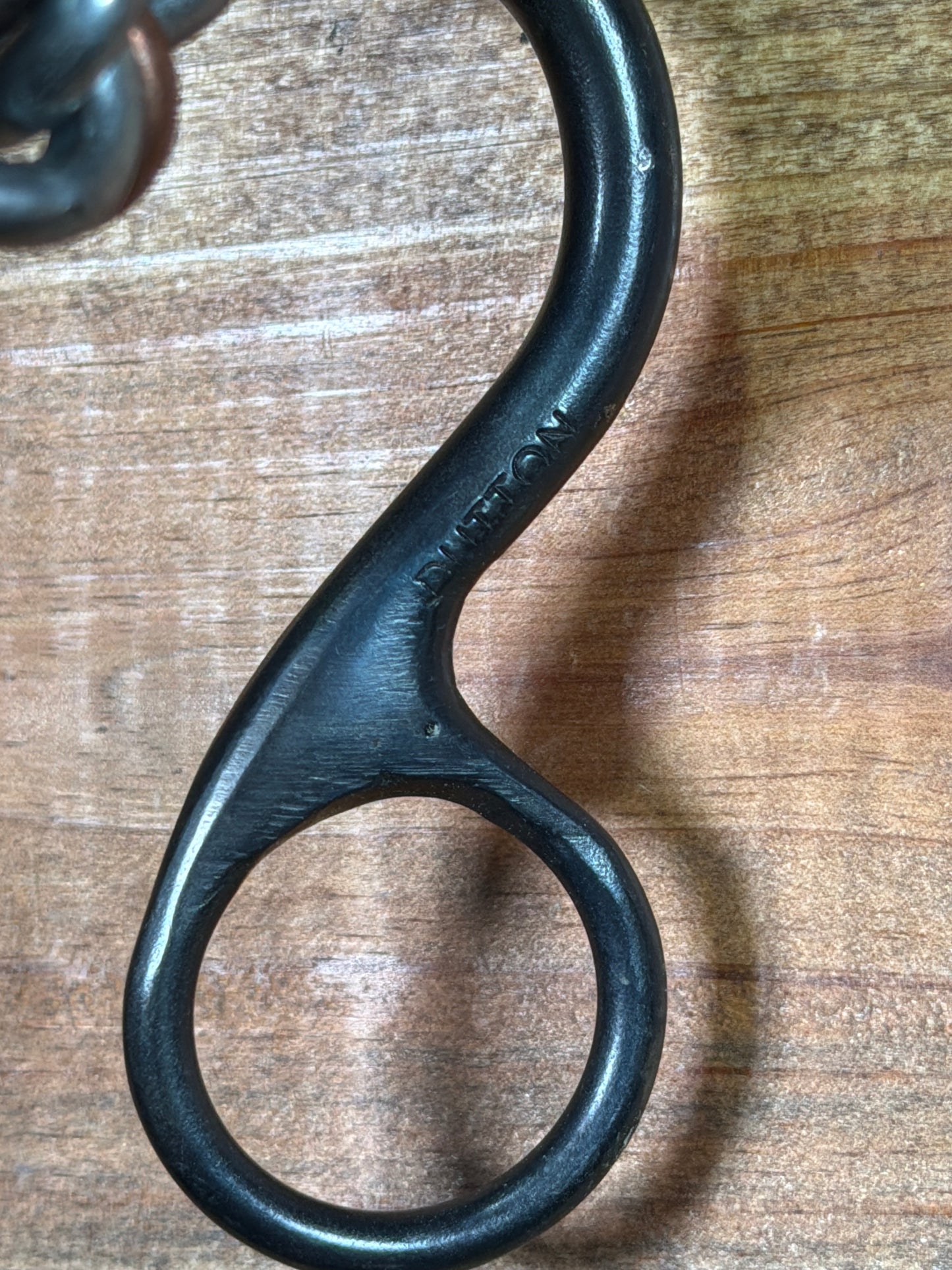 A-CH Dutton Straight Chain