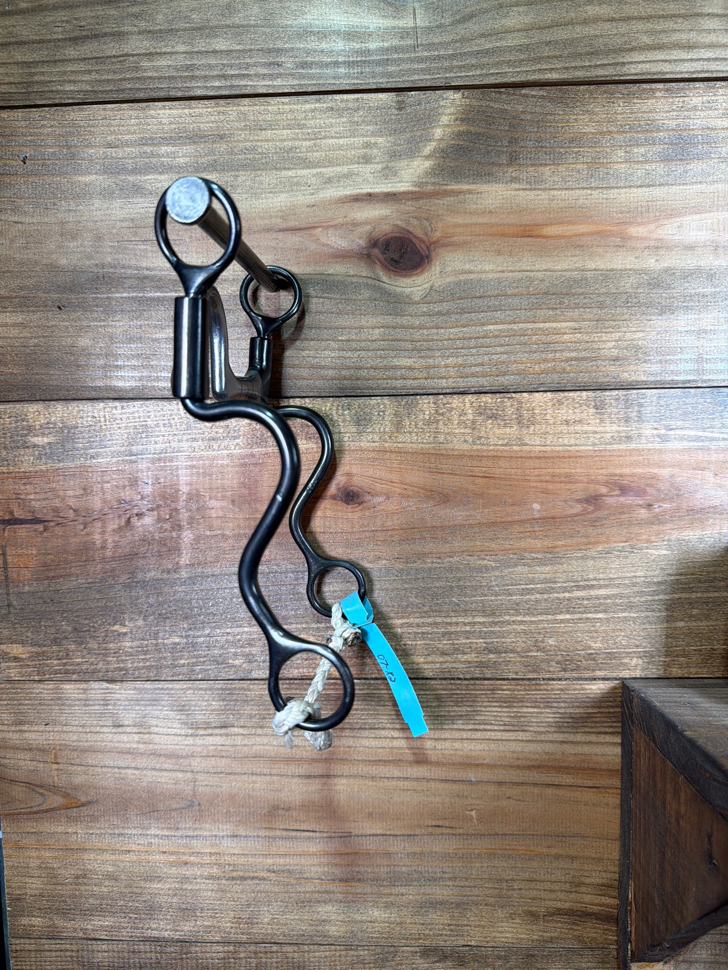 07-X2 Dutton Tall Wide Round Solid Mouth