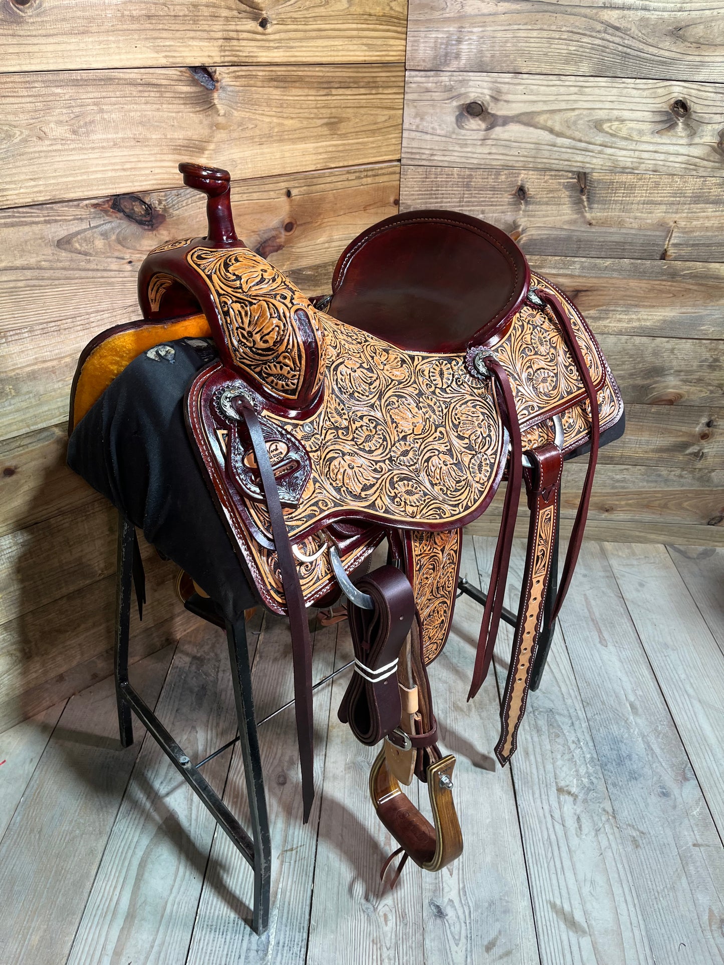 Trent Ward Signature BW Ranch Cutter ISRC384-25