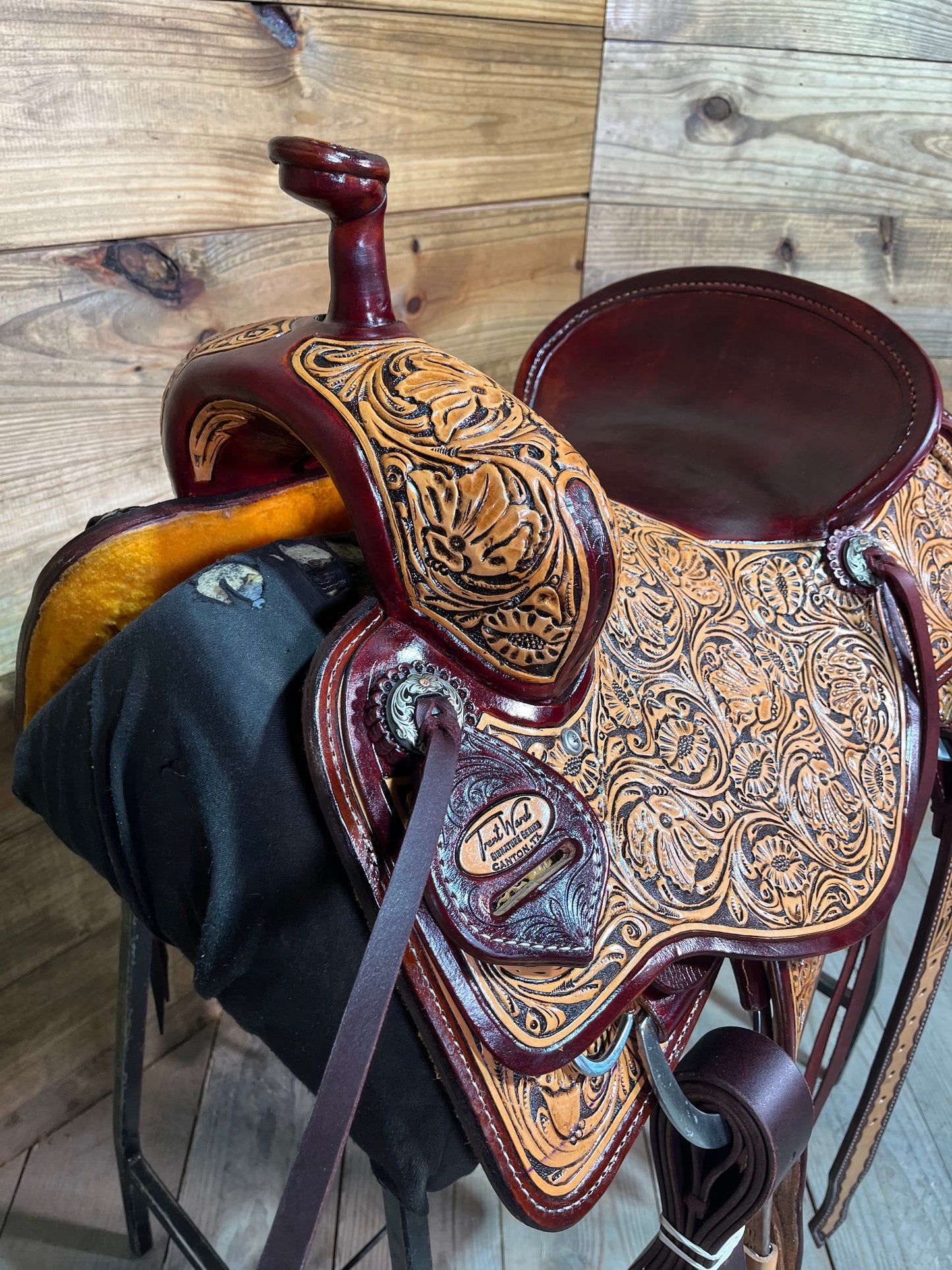 Trent Ward Signature BW Ranch Cutter ISRC384-25