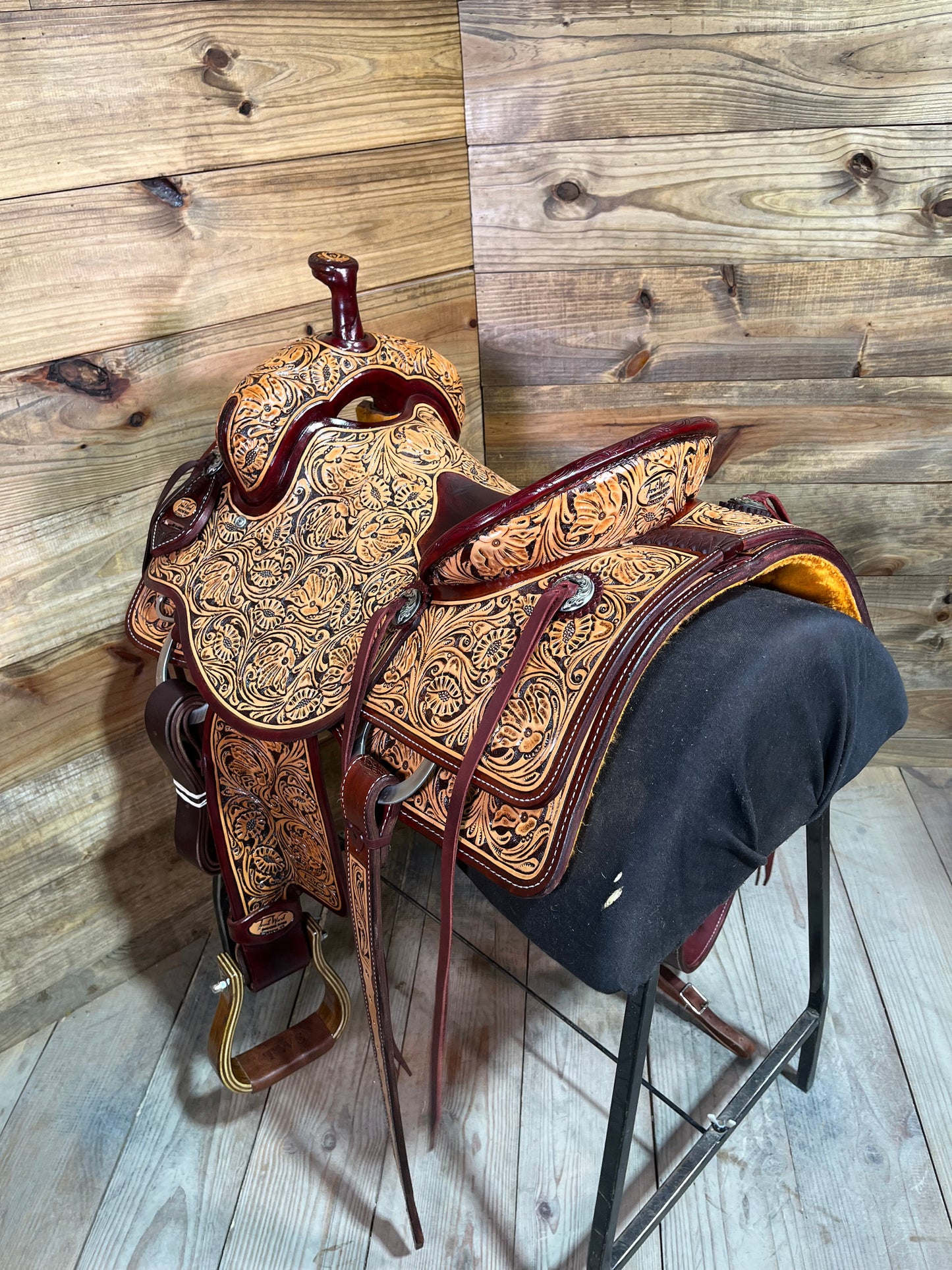 Trent Ward Signature BW Ranch Cutter ISRC384-25