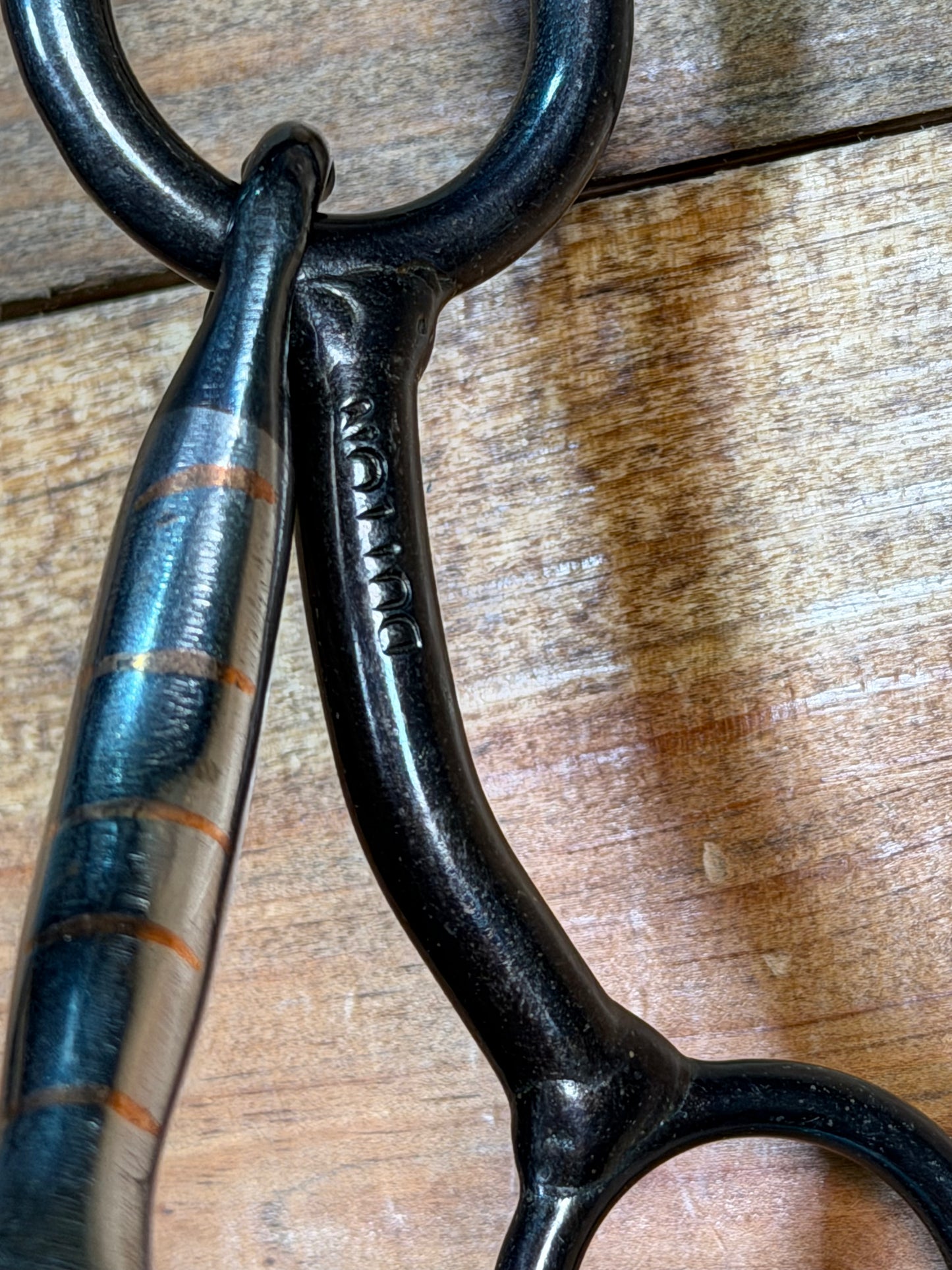 Z2-32 Dutton Smooth Bar